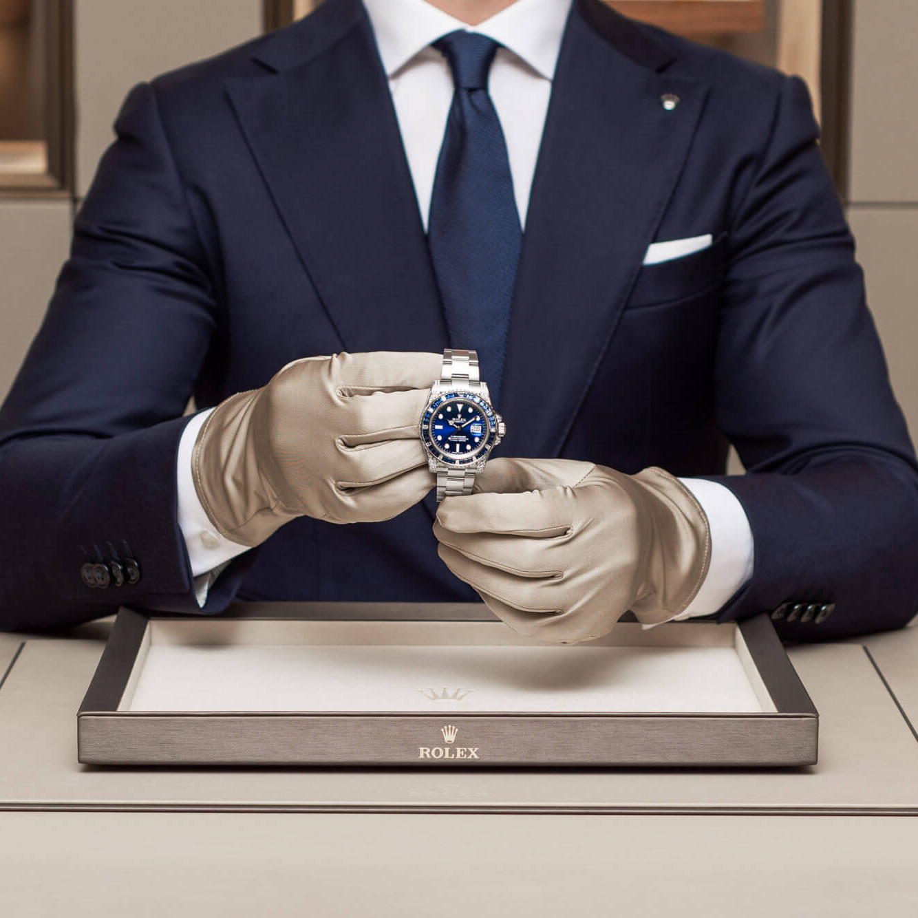 兼职  林炎: luxecystore