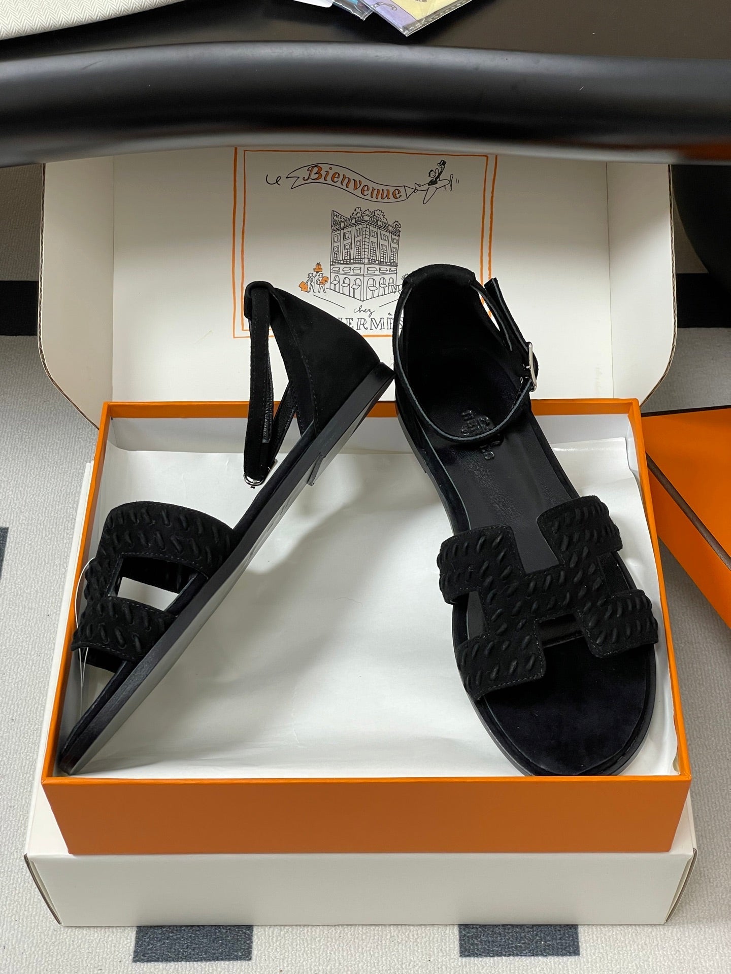 HM 25S SANTORINI SANDAL IN BLACK SUEDE AND LAMBSKIN、mysite、Cacoeks