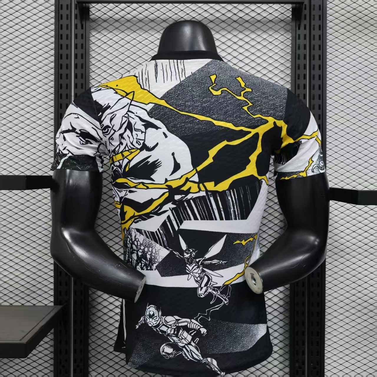 2025/2026 Player Version Real Madrid Manga Special Edition black&white:football jersey mysite: unitedjerseyfootball 邓江浪:football