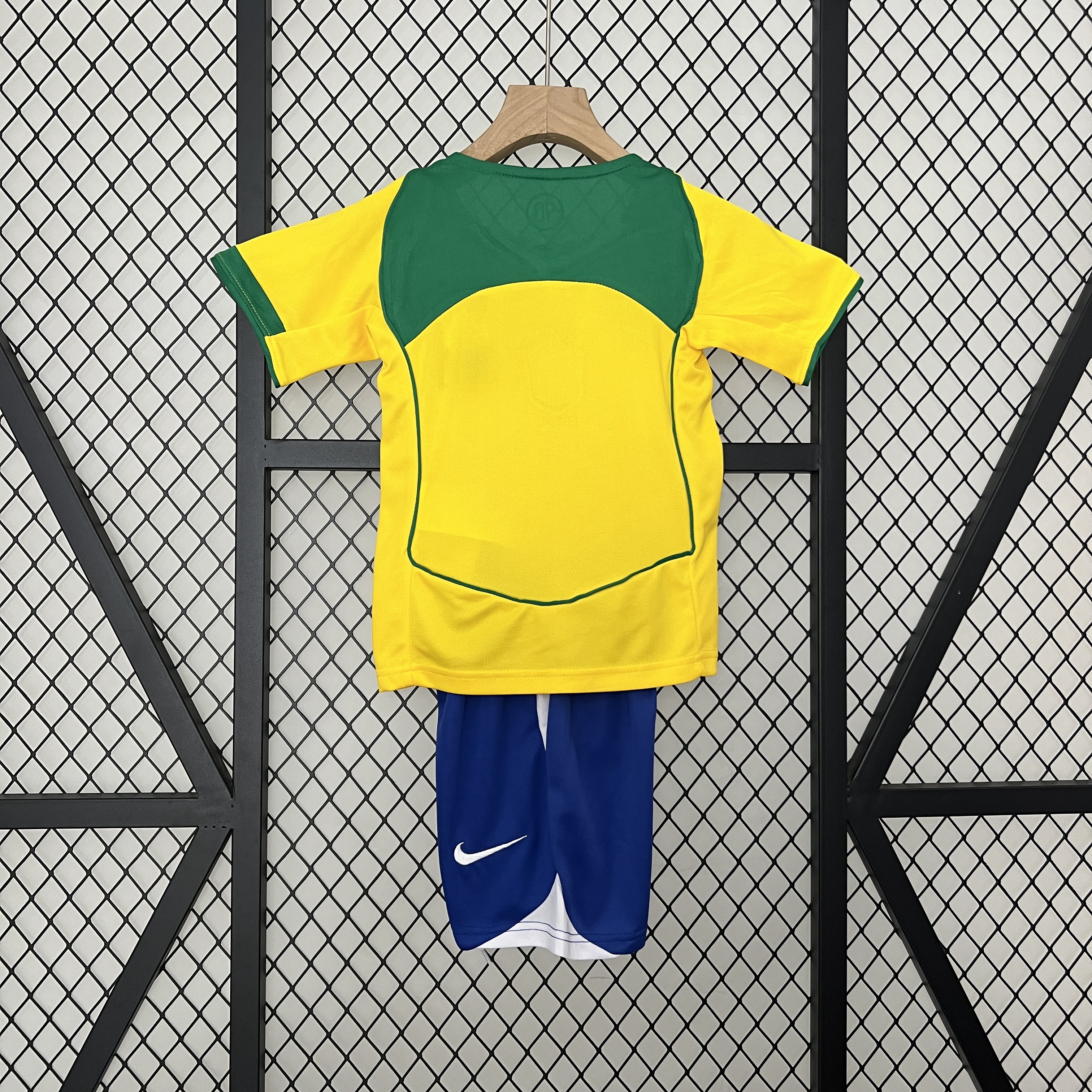 ManixJersey.com | Retro Brazil 2004 Home Stadium Kids Kit -Customize Name, Number and Patch | Worldwide Shipping