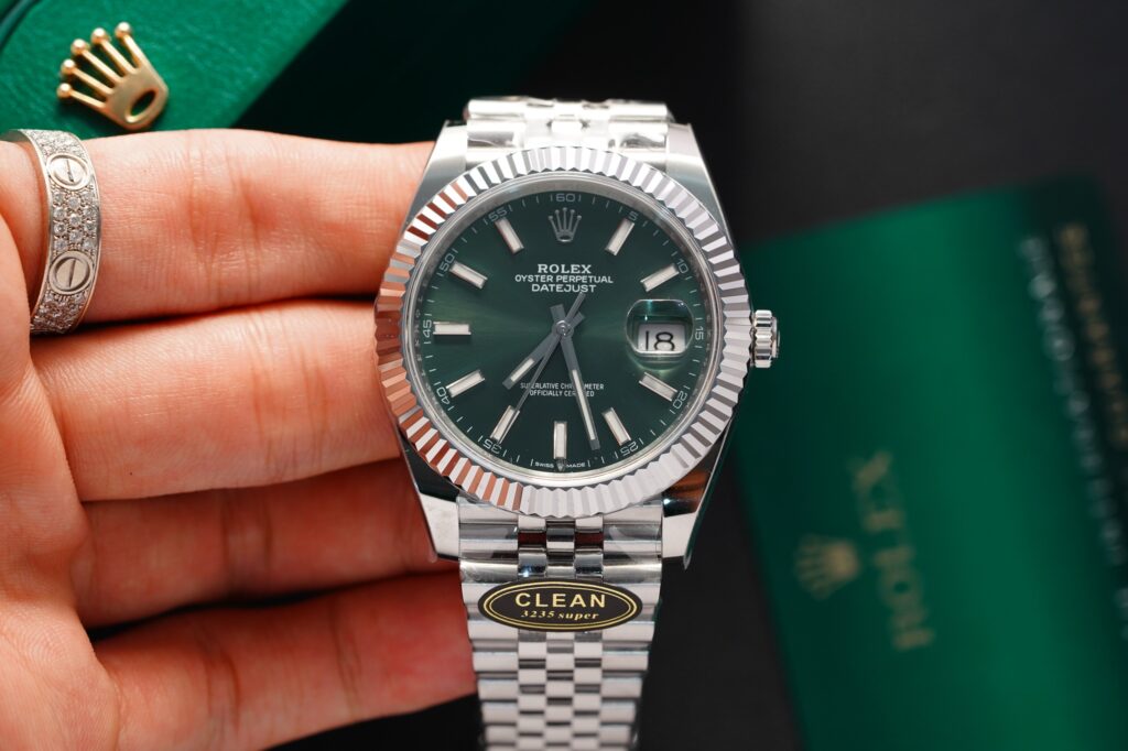 Đồng Hồ Rolex Datejust 126334 Rep 11 Mặt Xanh Lá Clean 41mm (1)