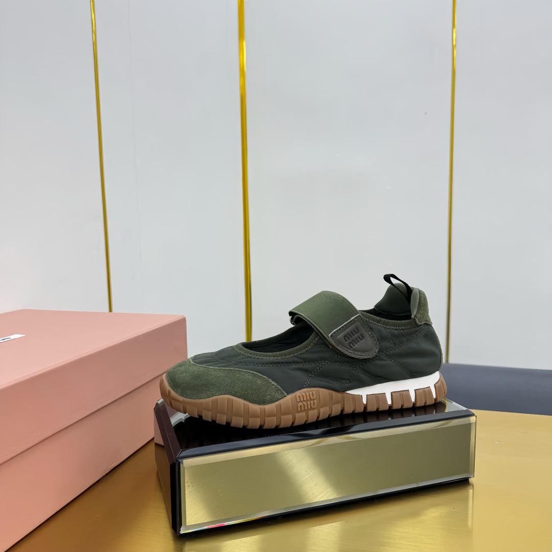 BALLERINAS SHOES IN DARK GREEN TYRE TECHNICAL FABRIC AND SUEDE、mysite、Cacoeks