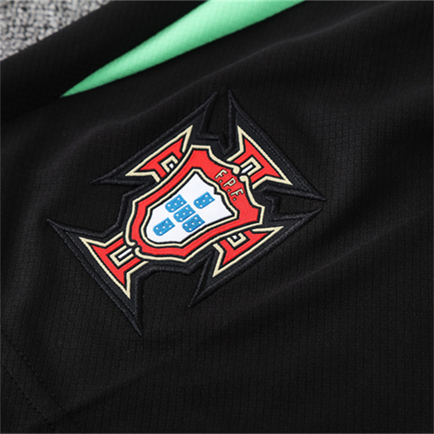 UltraTrikot-Portugal 25-26 Kids Short-Sleeve Training Set - Camouflage top & Black Shorts