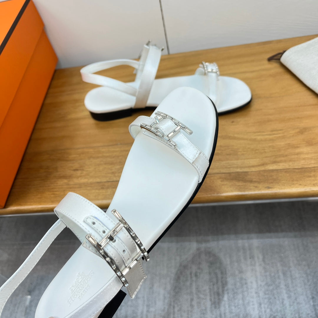 BUCKLE SANDAL WHITE CALFSKIN、mysite、Cacoeks