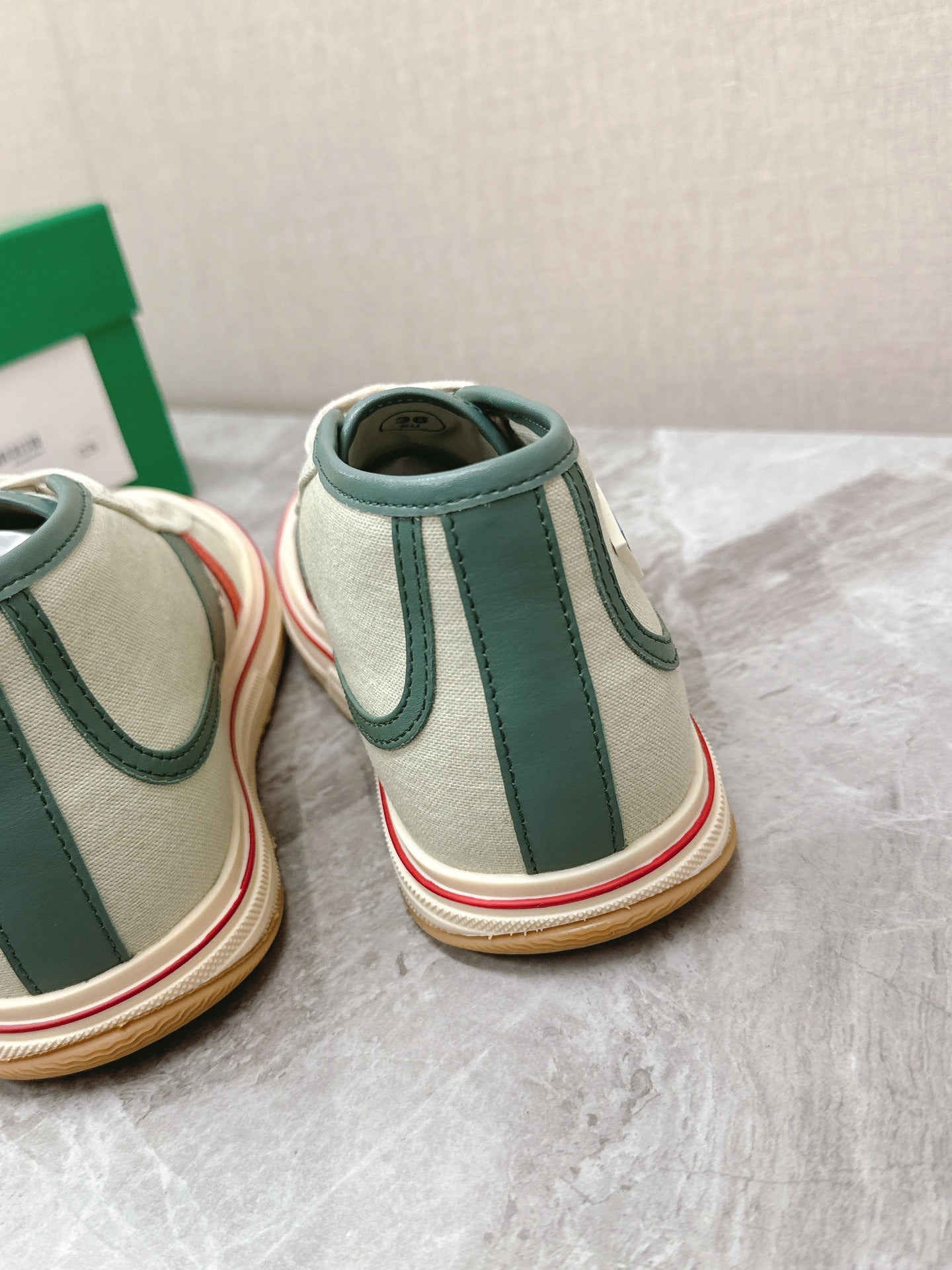ELIOT SNEAKER IN GREEN PASTEL CANVAS AND CALFSKIN、mysite、Cacoeks