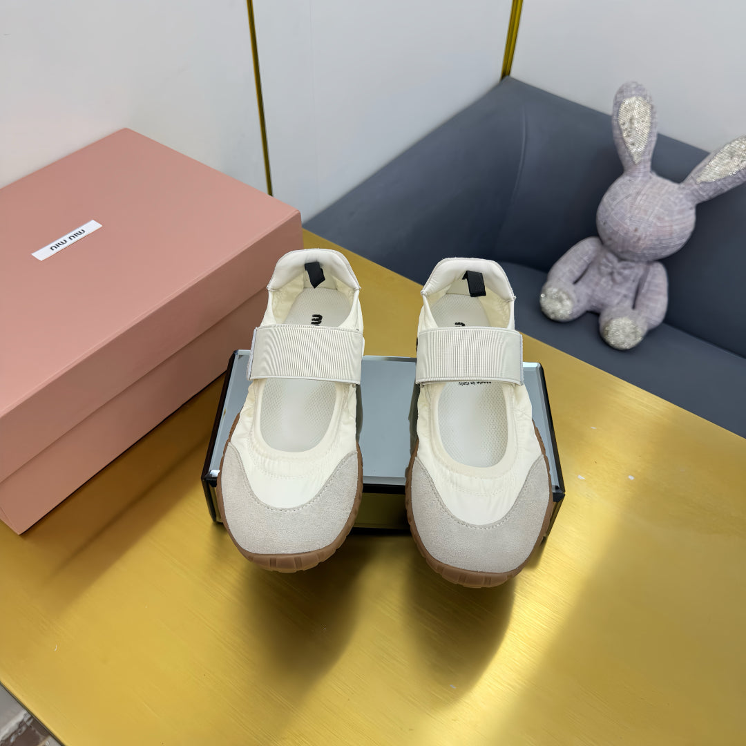 BALLERINAS SHOES IN OFF WHITE TYRE TECHNICAL FABRIC AND GREY SUEDE、mysite、Cacoeks