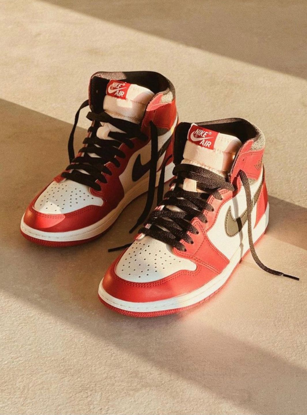 Air Jordan 1 Retro High OG Chicago Lost And Found、JORDAN、Cacoeks