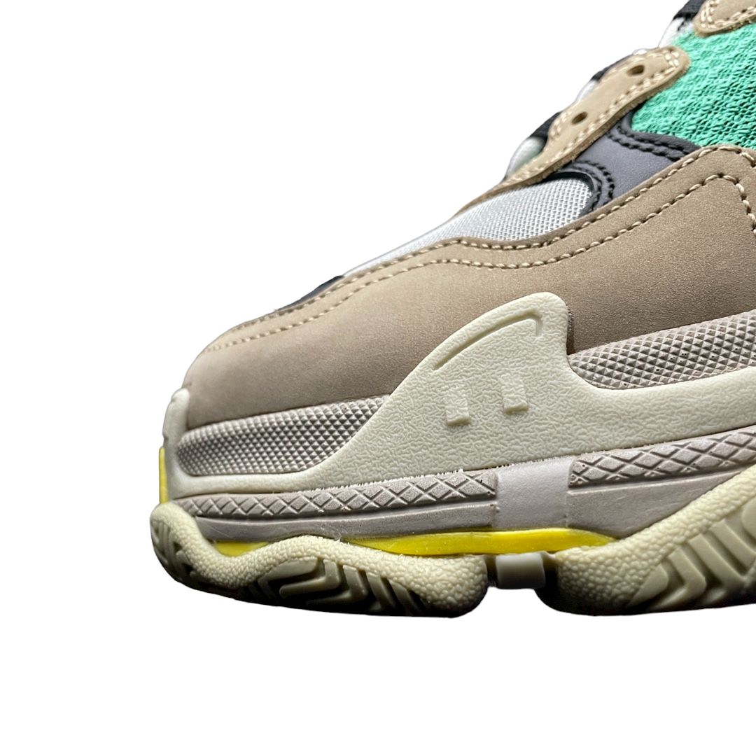 Balenciaga Triple S Sneaker In Curry、mysite、Cacoeks