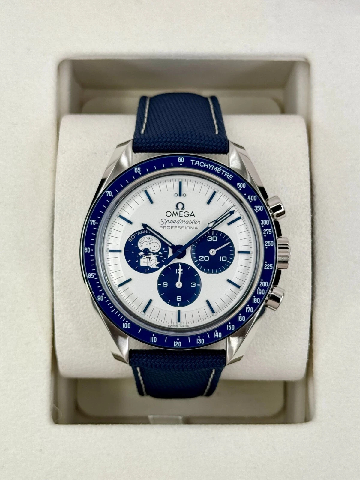 Omega Speedmaster Ref. 310.32.42.50.02.001 Super Clone Watch – White Dial Stainless Steel Bracelet Fake Replica (Snoopy Award 50th Anniversary)