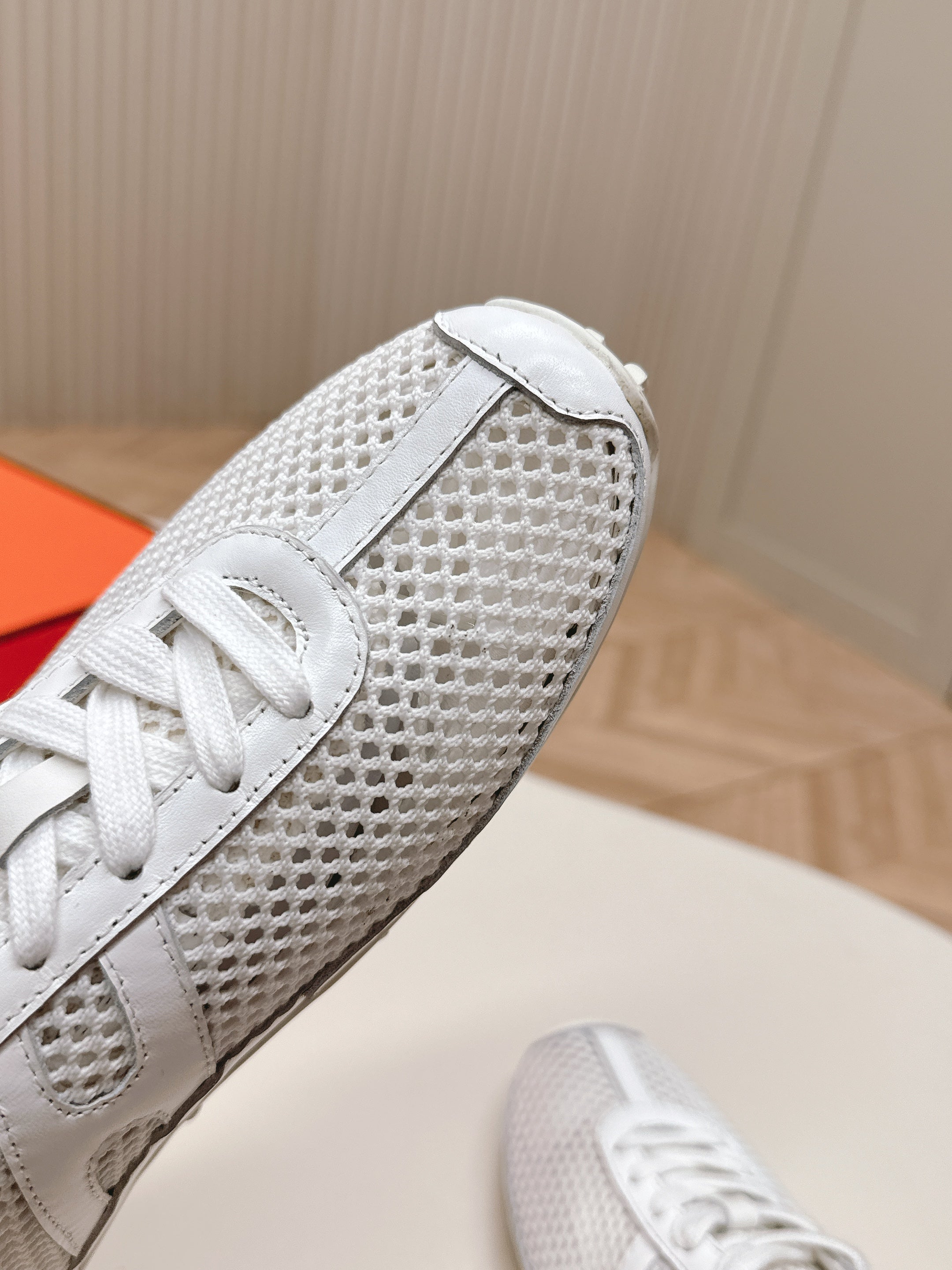 KIGA SNEAKER IN WHITE CROCHET KNIT AND CALFSKIN、mysite、Cacoeks