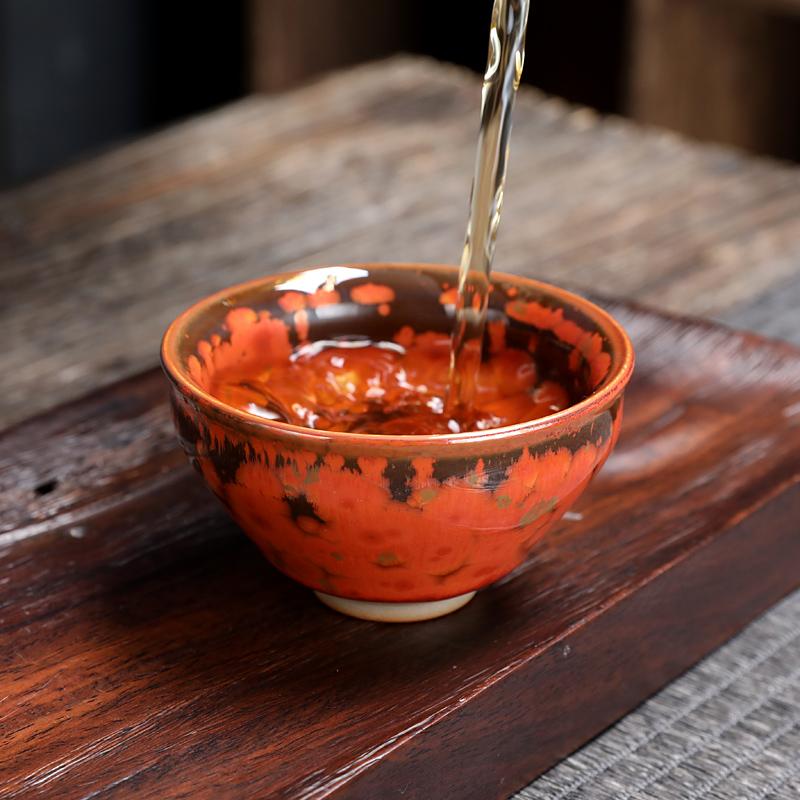 GEEK BAR-https://www.hot-toy.com/