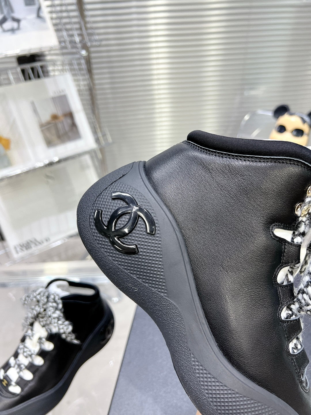 CC CANO ALTO SNEAKER IN BLACK CALFSKIN AND RUBBER、mysite、Cacoeks