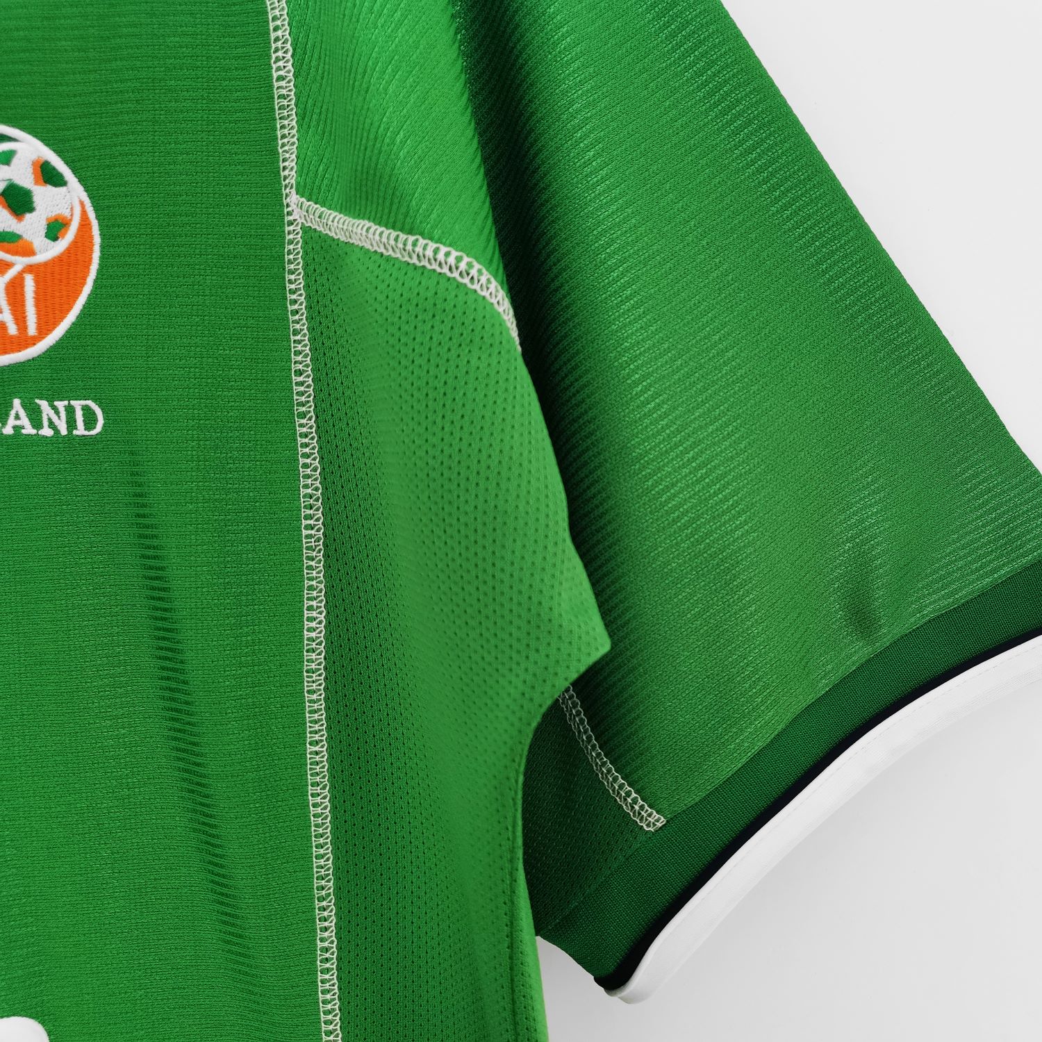 Higojerseys-Retro Ireland 2002 Home Stadium Jersey