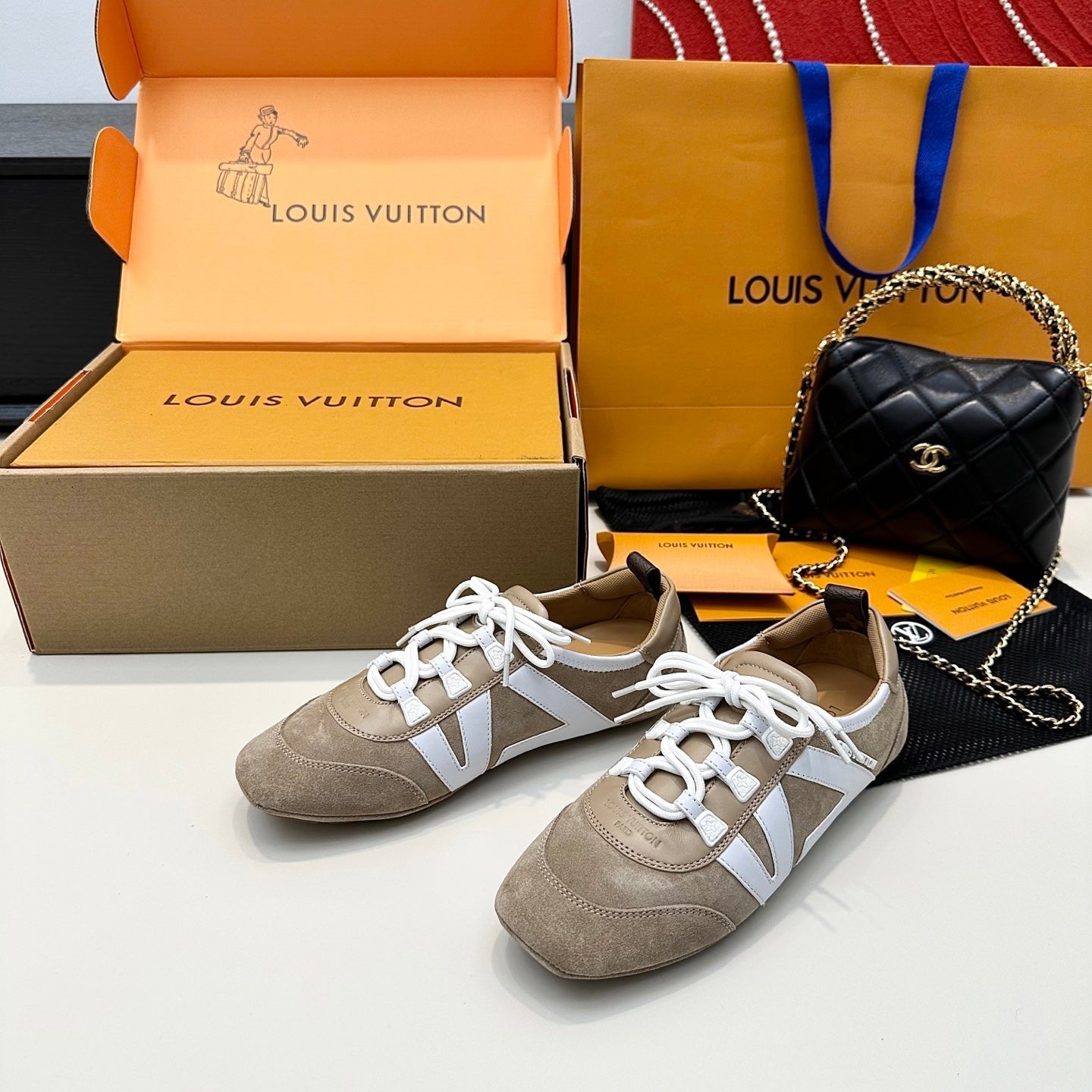 SNEAKERINA TRAINERS IN BROWN AND WHITE SUEDE、mysite、Cacoeks