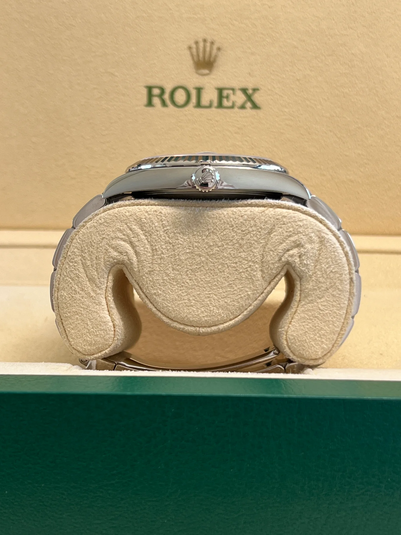 兼职  林炎: luxecystore