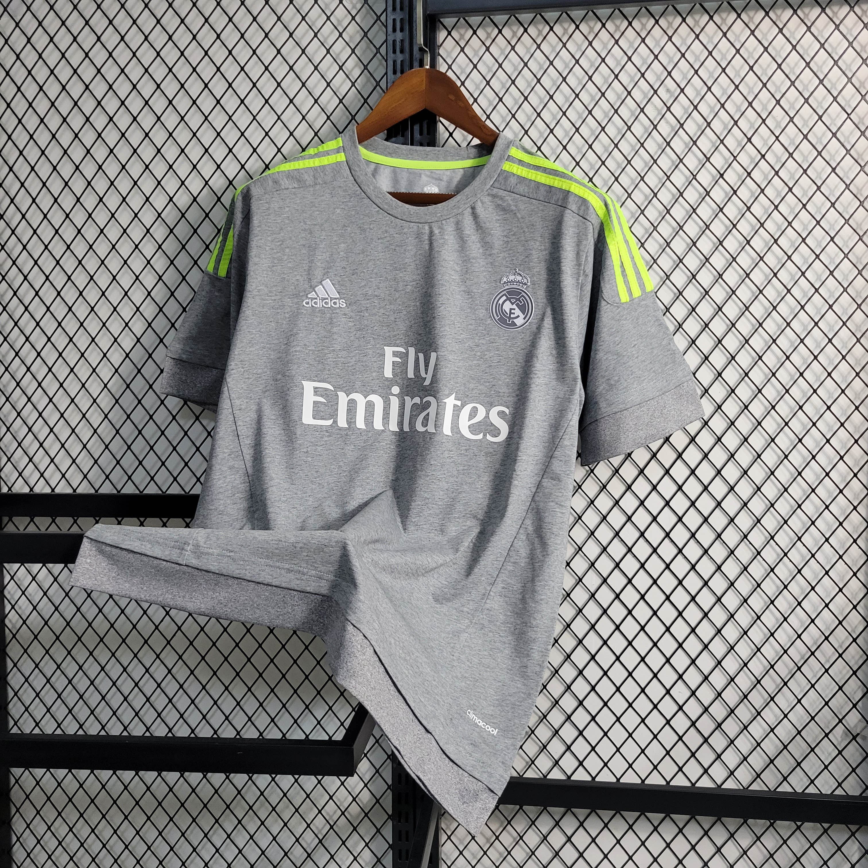 2015/2016 Retro Real Madrid Away Football Shirt 1:1 Thai Quality:football jersey mysite: unitedjerseyfootball 邓江浪:football