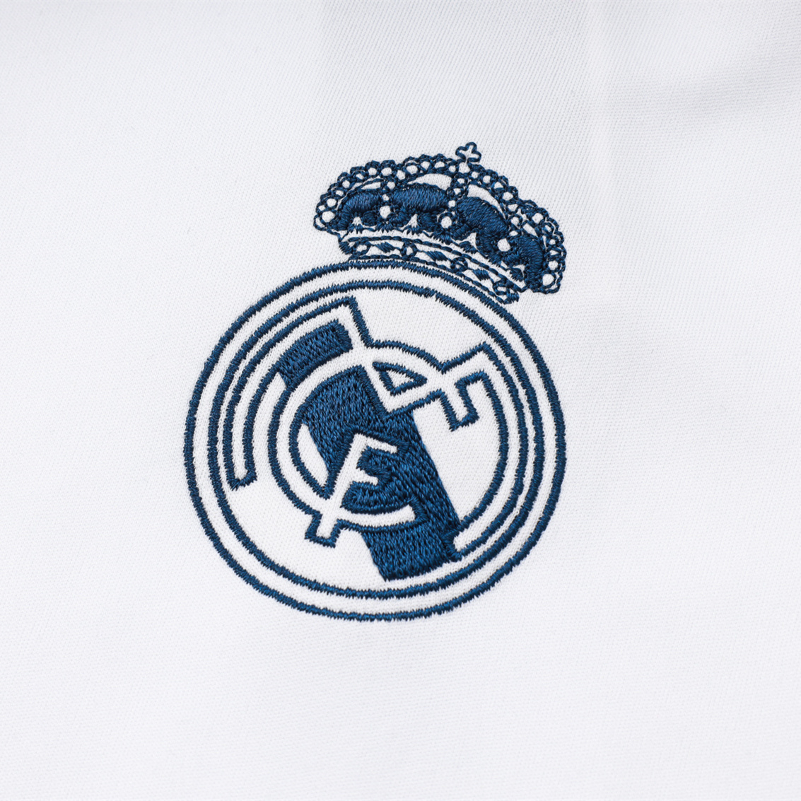 ManixJersey.com | Real Madrid 24-25 Vest Training Set - White -Customize Name, Number and Patch | Worldwide Shipping