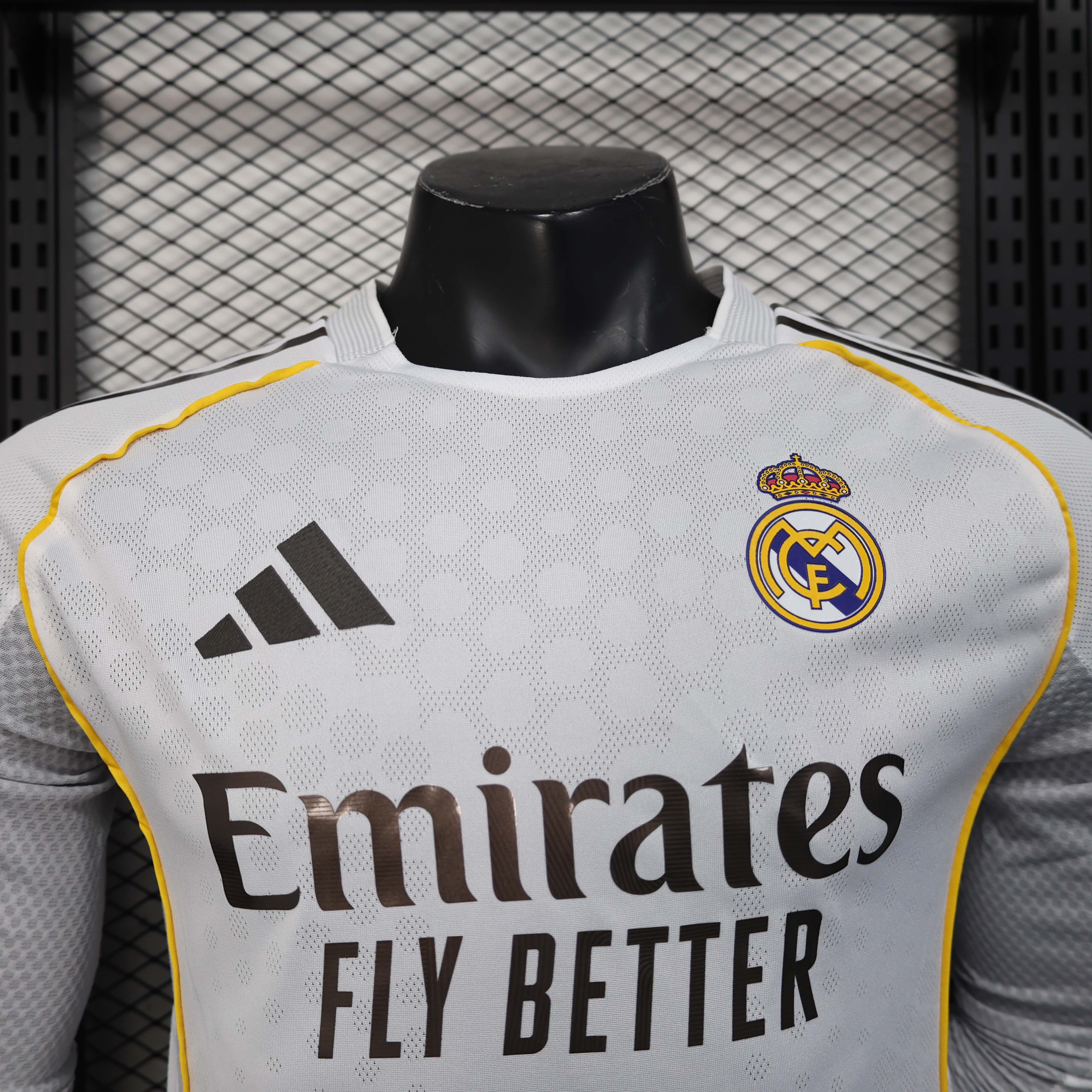 2025/2026 Long Sleeve Player Version Real Madrid Home Football Shirt1:1 Thai Quality:football jersey mysite: unitedjerseyfootball 邓江浪:football