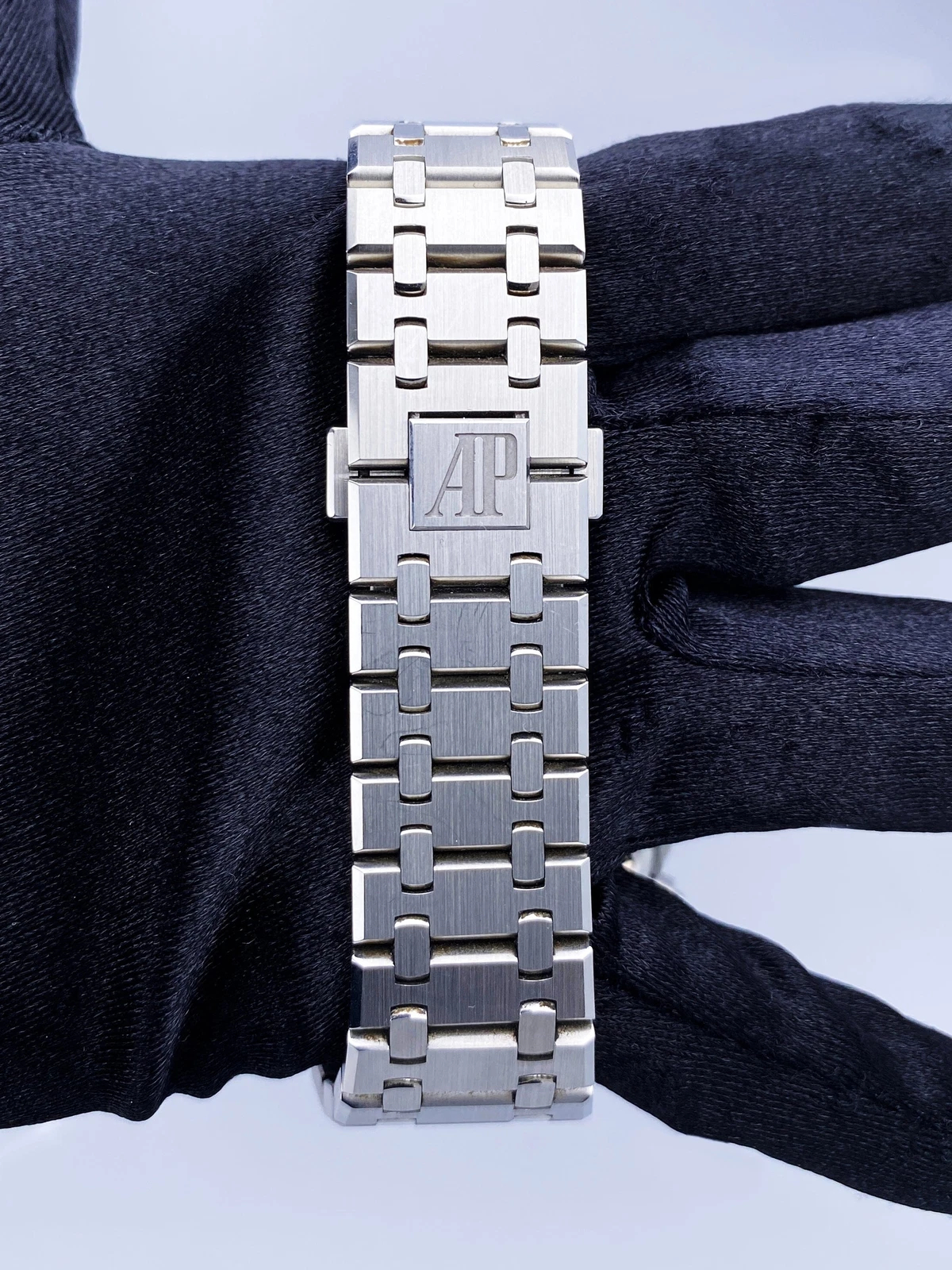 Audemars Piguet Royal Oak 26331ST.OO.1220ST.03 Super Clone Watch – Silver Panda Dial Steel Replica