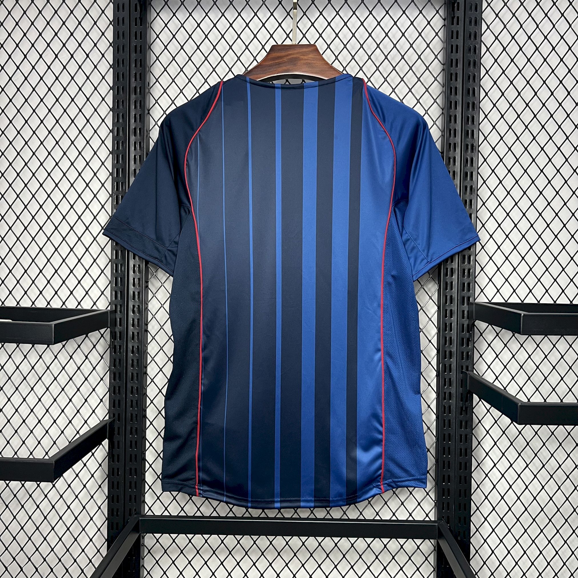 Higojerseys-Retro Barcelona 04-05 Away Jersey