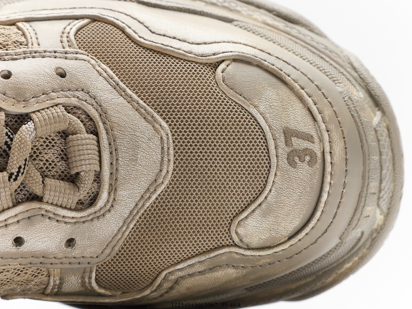 Balenciaga Triple S Sneaker in Faded Beige、mysite、Cacoeks