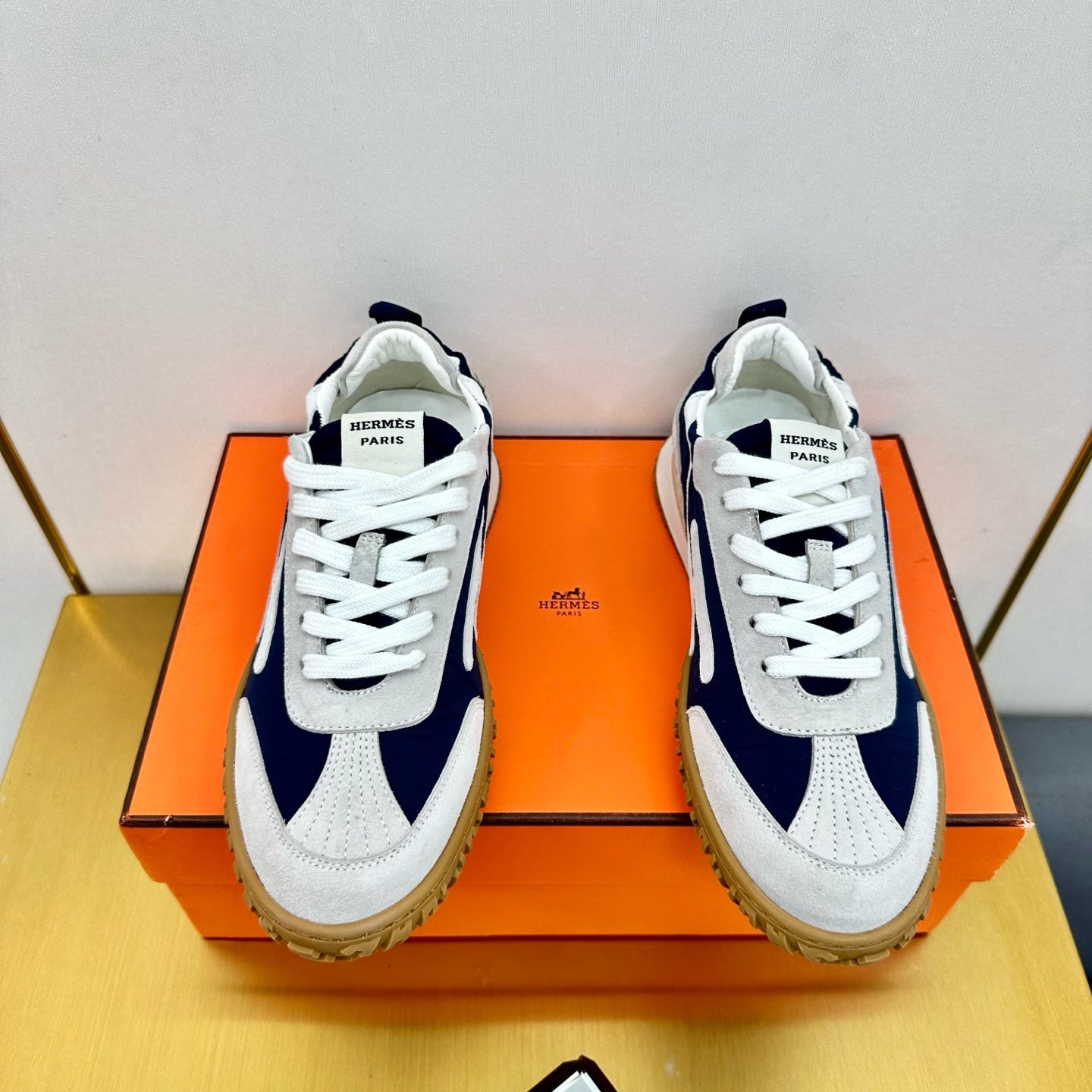 JET SNEAKER IN PALE GRAY SUEDE AND NAVY BLUE NAPPA LEATHER、mysite、Cacoeks