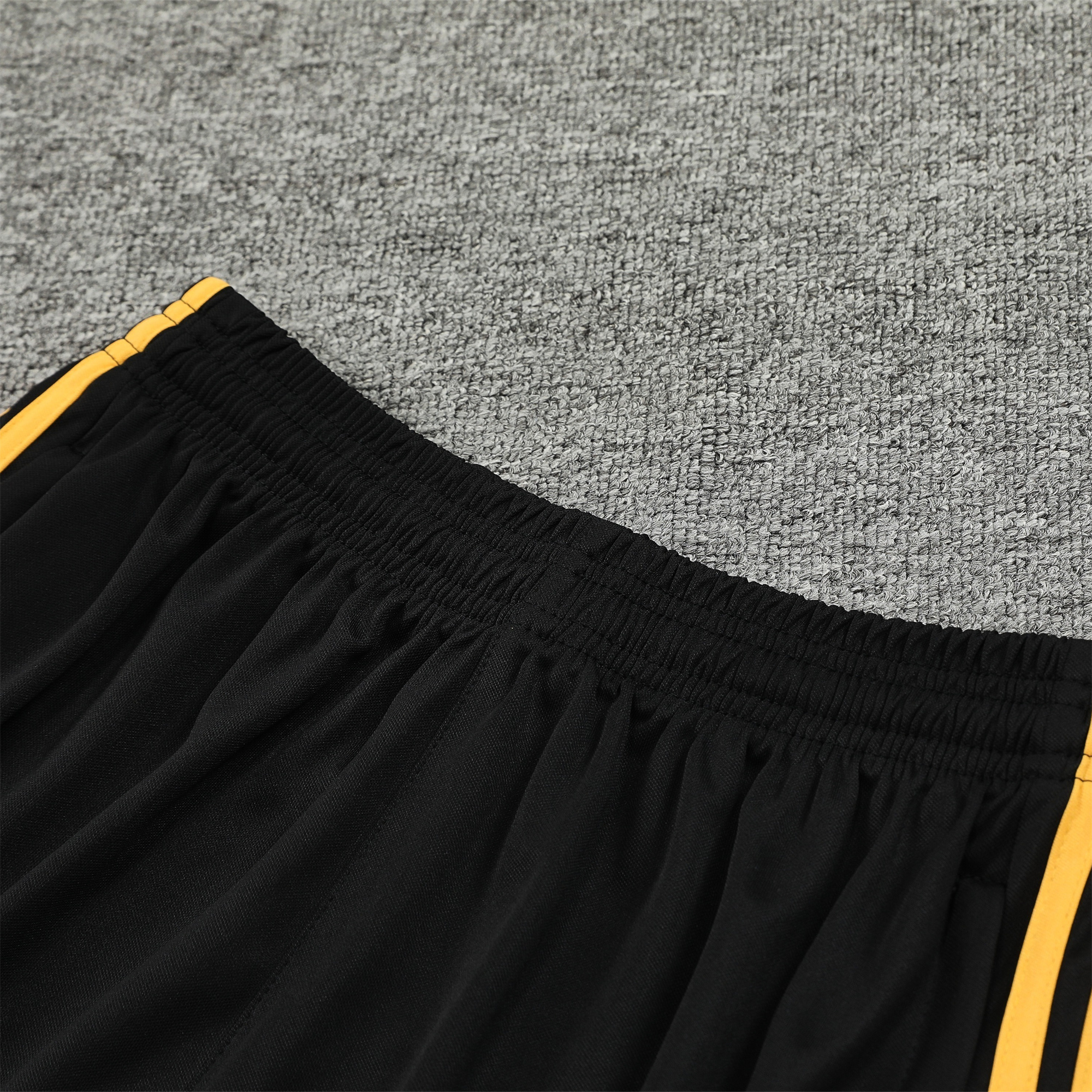 Higojerseys-Real Madrid 24-25 Vest Training Set - White & Black Leopard