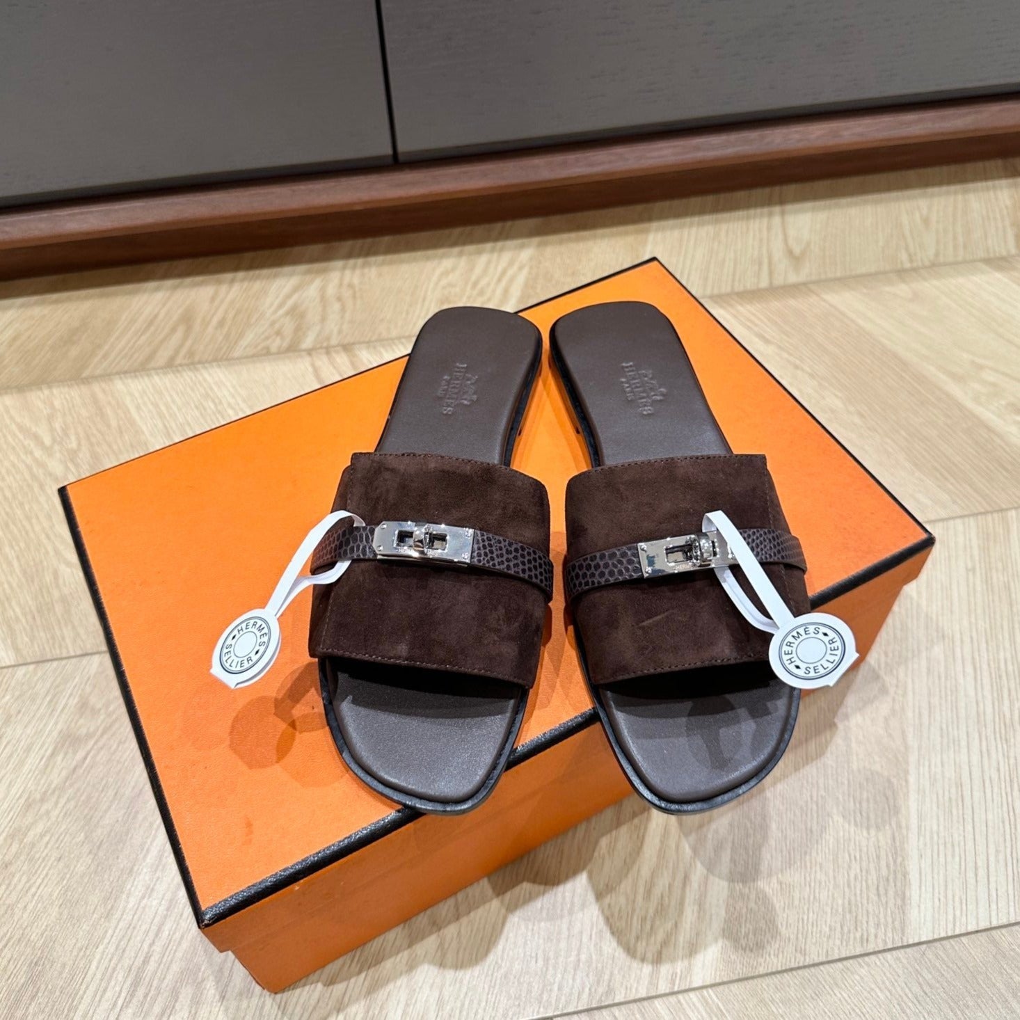 GABRIEL SANDAL CHOCOLATE SUEDE、mysite、Cacoeks