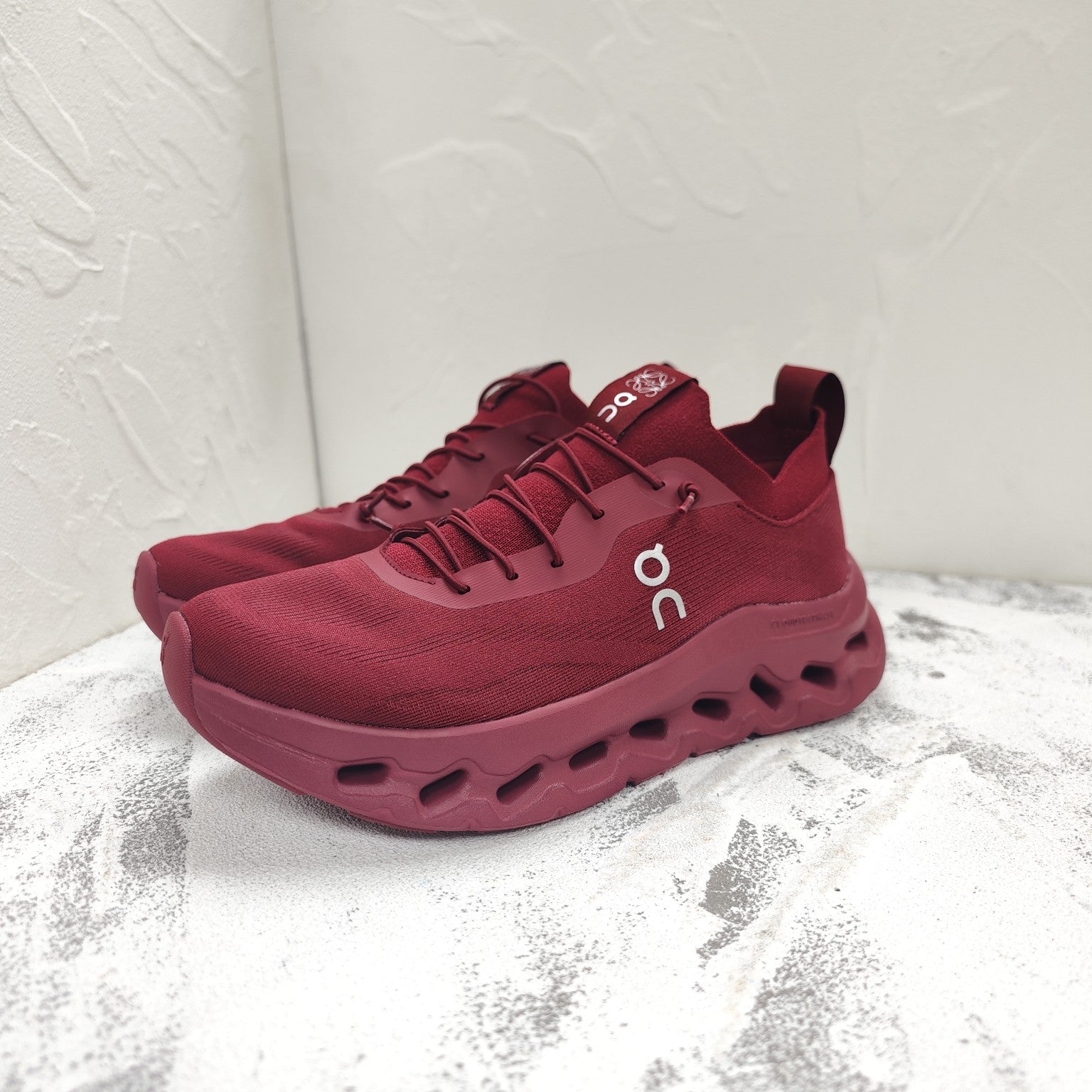 CLOUDTILT SNEAKER IN JAM RED RECYCLED POLYESTER、mysite、Cacoeks