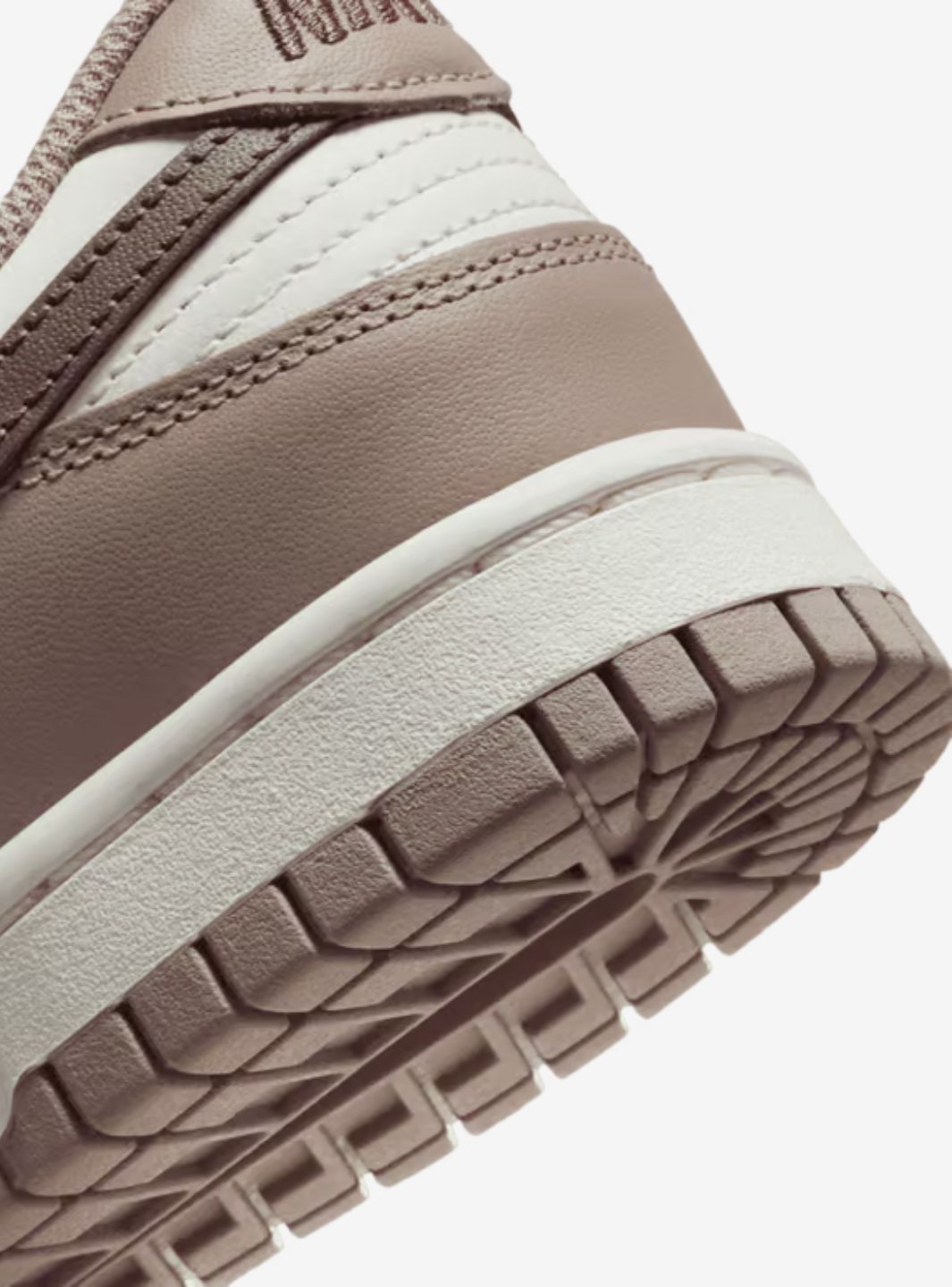 Nike Dunk Low Sail Plum Eclipse (W)、NIKE、Cacoeks