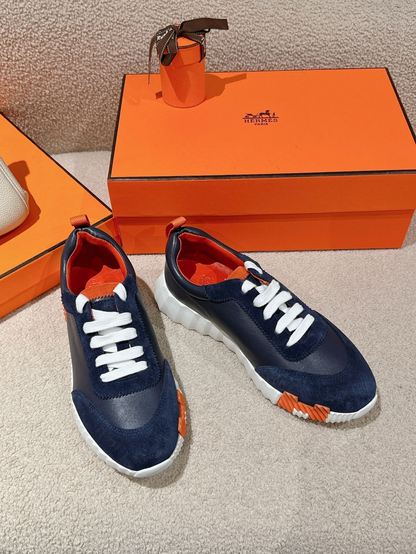 MAINLAND SNEAKER IN NAVY BLUE SUEDE AND CALFSKIN 959294、mysite、Cacoeks