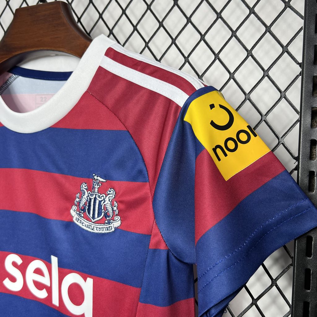 Higojerseys-Newcastle United 24-25 Away Kids Kit