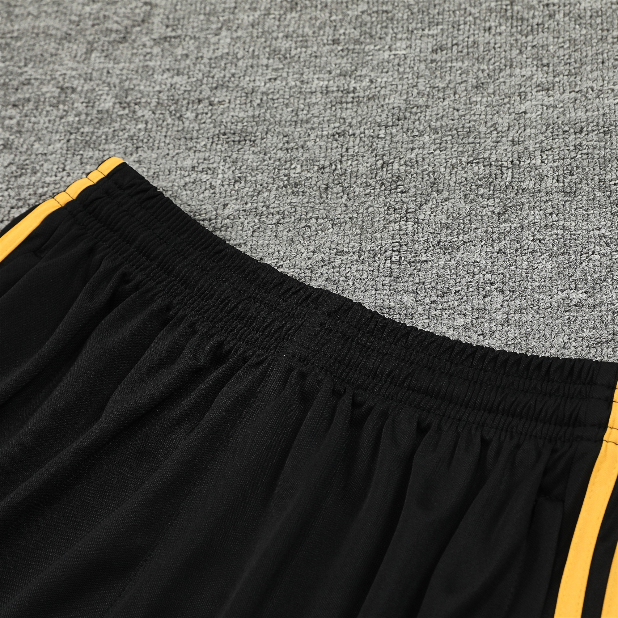 Higojerseys-Real Madrid 24-25 Vest Training Set - Green & Black Leopard