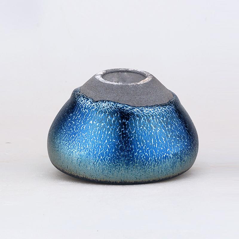 GEEK BAR-https://www.hot-toy.com/