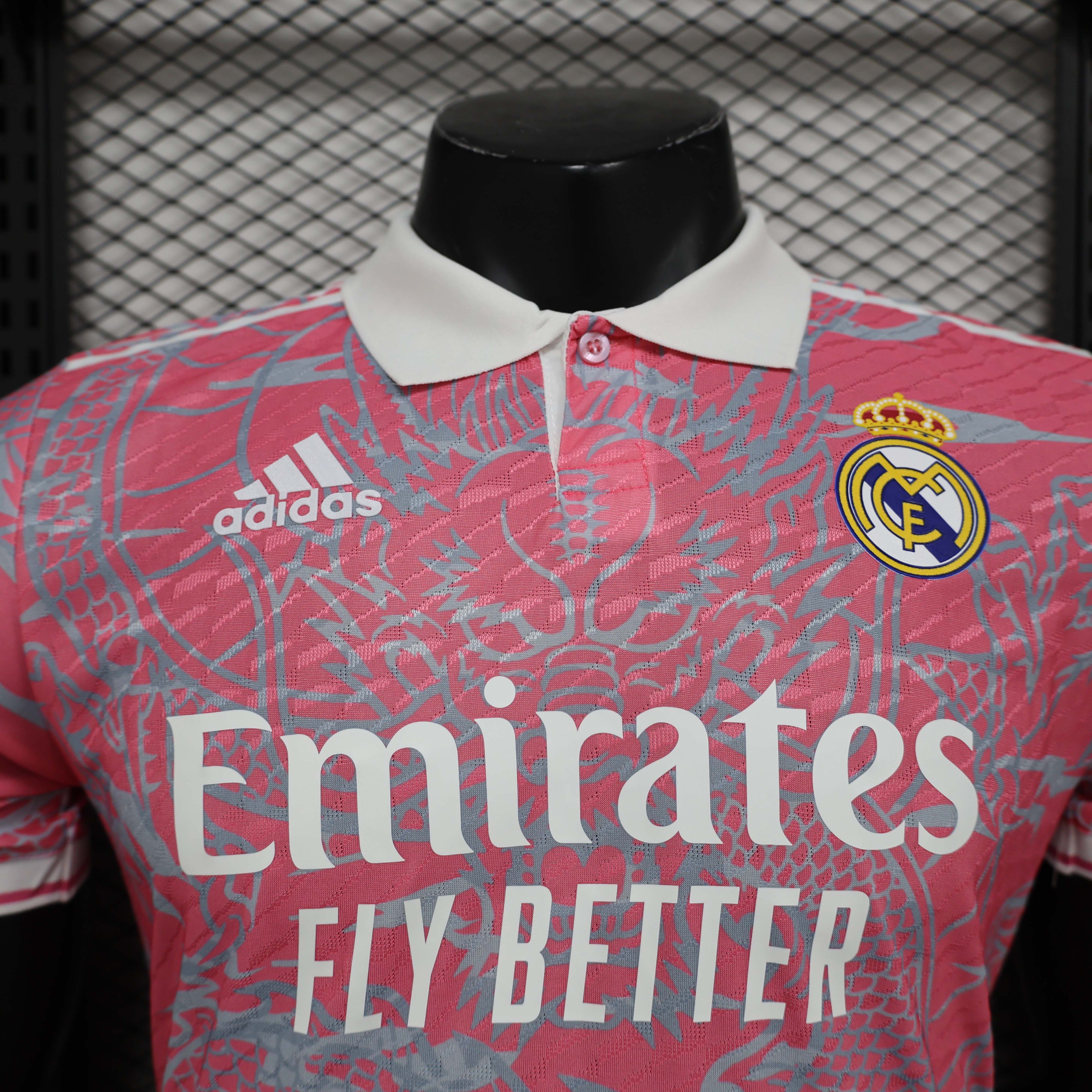 2025/2026 Player Version Real Madrid Chinese Dragon Pink Football Shirt 1:1 Thai Quality:football jersey mysite: unitedjerseyfootball 邓江浪:football