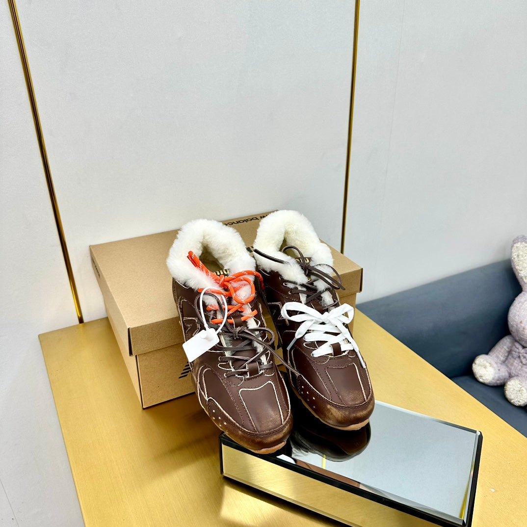 MIUXNB 530 SNEAKERS IN BROWN CALFSKIN SHEARLING、mysite、Cacoeks