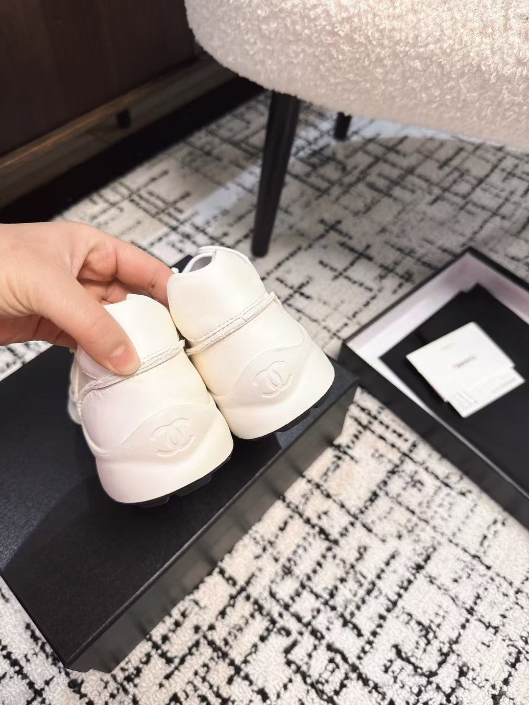 CLASSIC SNEAKERS IN WHITE SHEEPSKIN、mysite、Cacoeks