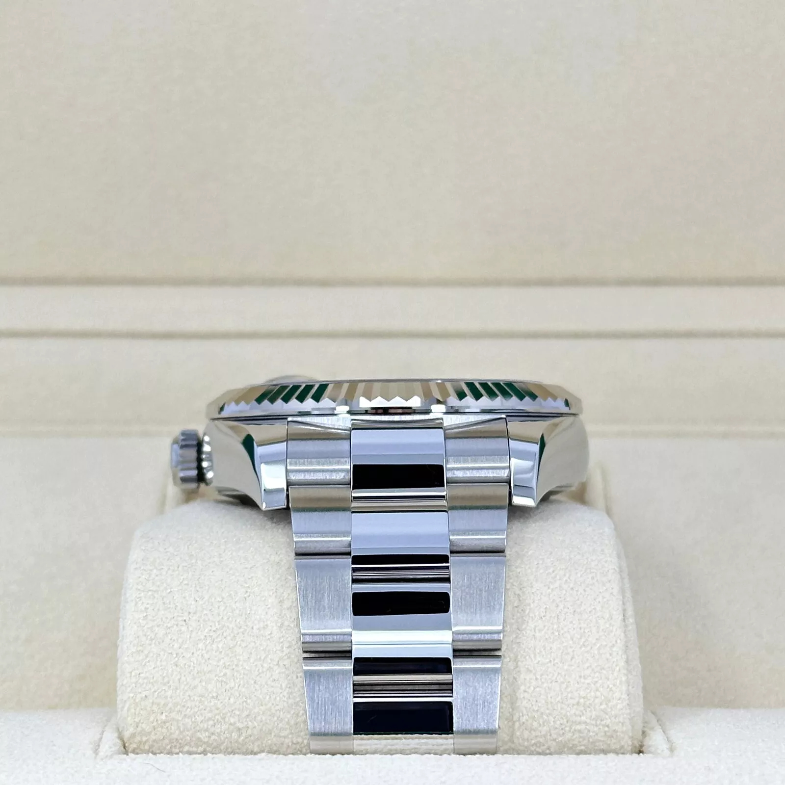 Rolex Sky-Dweller Blue Dial Super Clone Swiss Replica WatchOyster Bracelet Ref 336934-9002 Swiss Movement