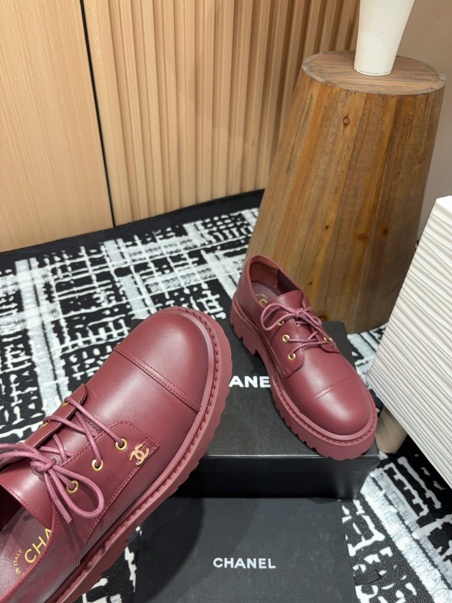 CC OXFORD SHOES IN BURGUNDY RED CALFSKIN、mysite、Cacoeks