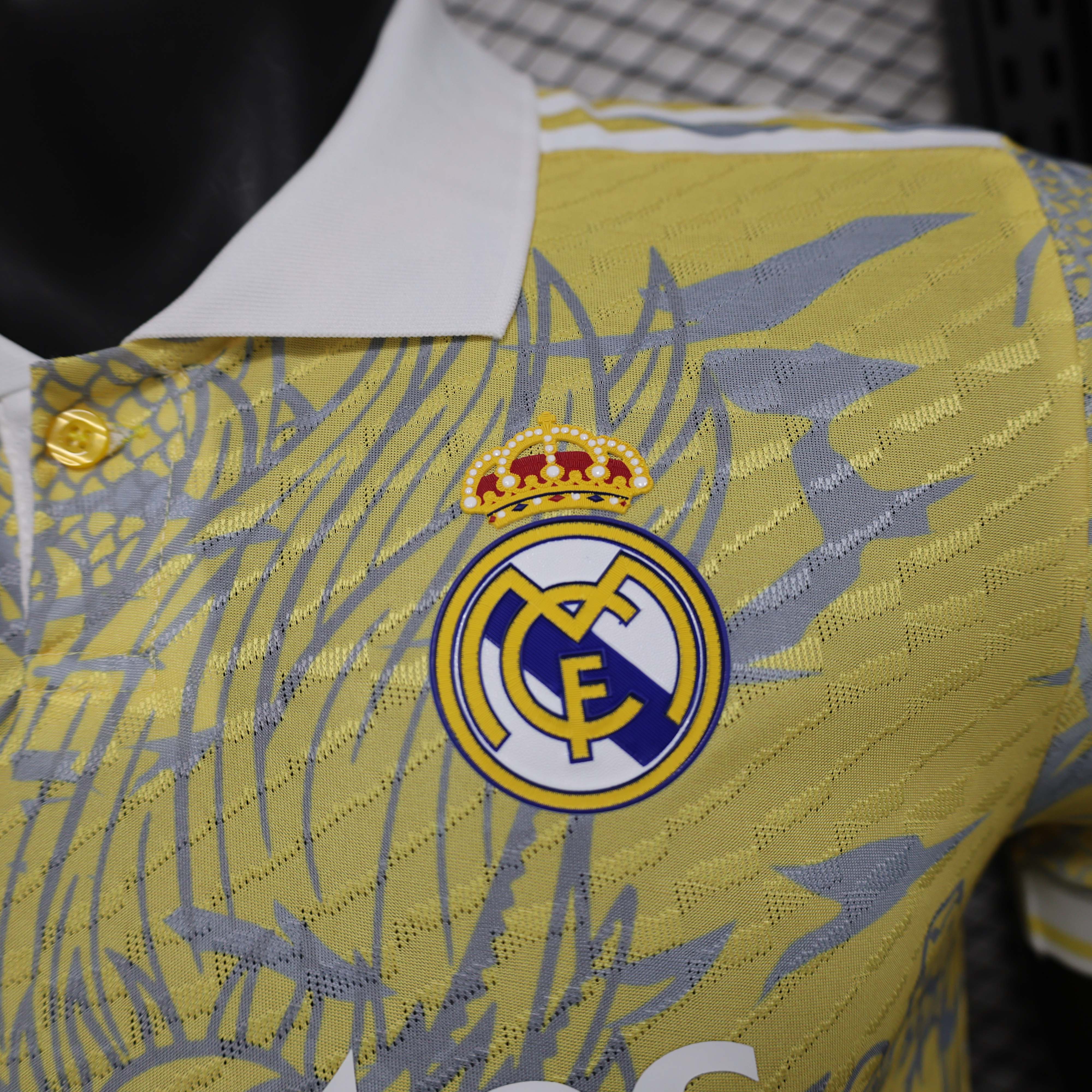 2024/2025 Player Version Real Madrid Special Edition Yellow Football Shirt 1:1 Thai Quality:football jersey mysite: unitedjerseyfootball 邓江浪:football