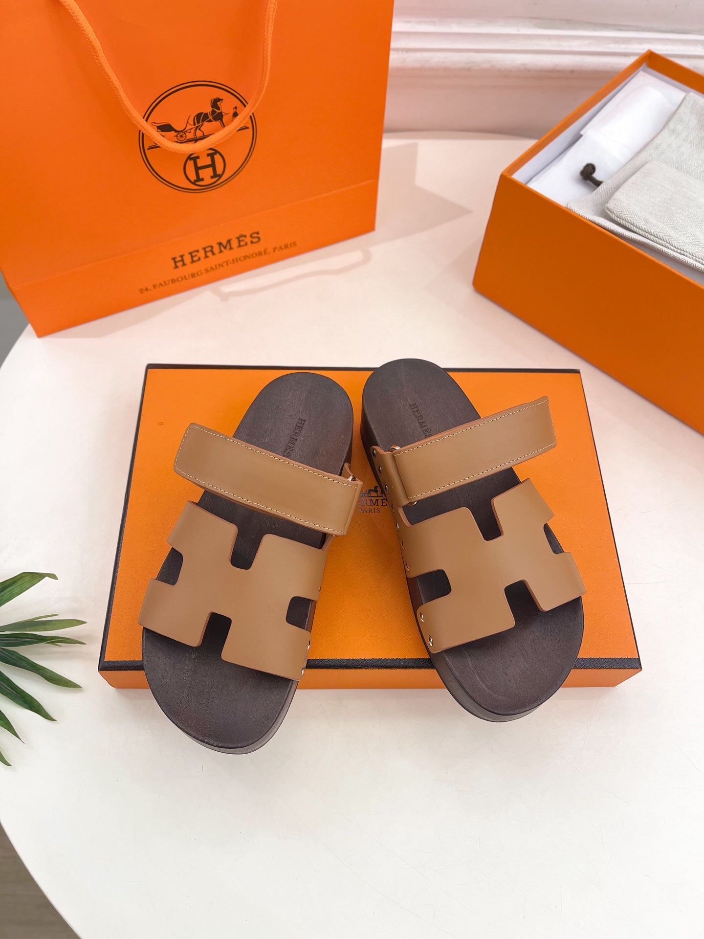 KOS CLOG IN PEANUT BROWN CALFSKIN、mysite、Cacoeks