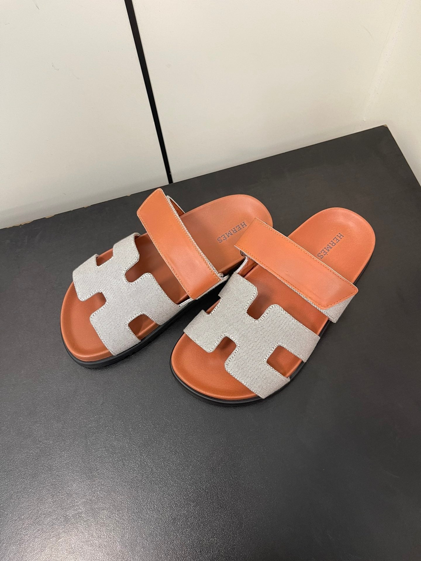 CHYPRE SANDAL ORANGE MIX CREAM CALFSKIN、mysite、Cacoeks