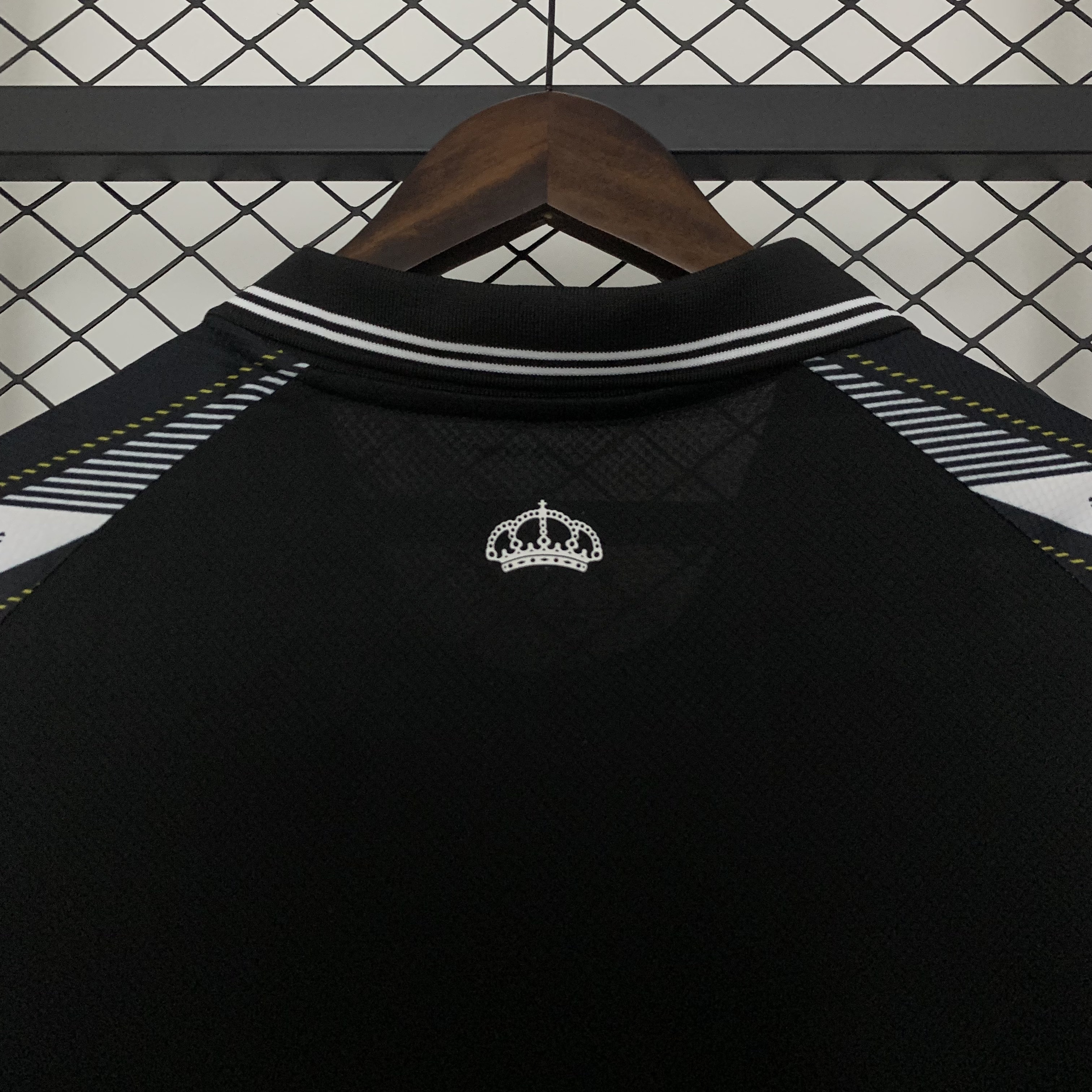 UltraTrikot-Real Madrid 25-26 Black Gold White Three Bars Jersey - Fans Version