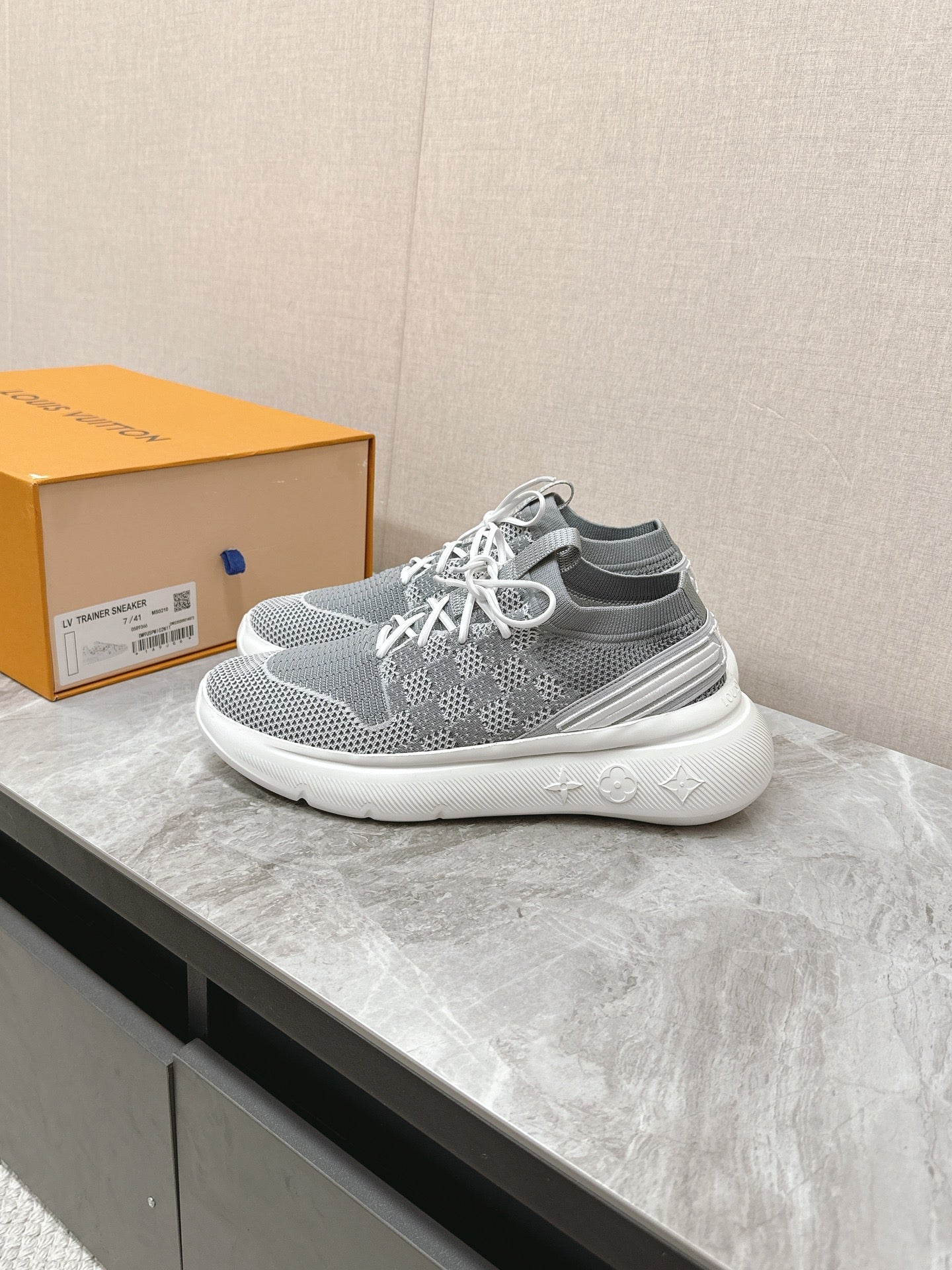 SNEAKERS IN DOVE GRAY DAMIER ELASTIC FABRIC、mysite、Cacoeks