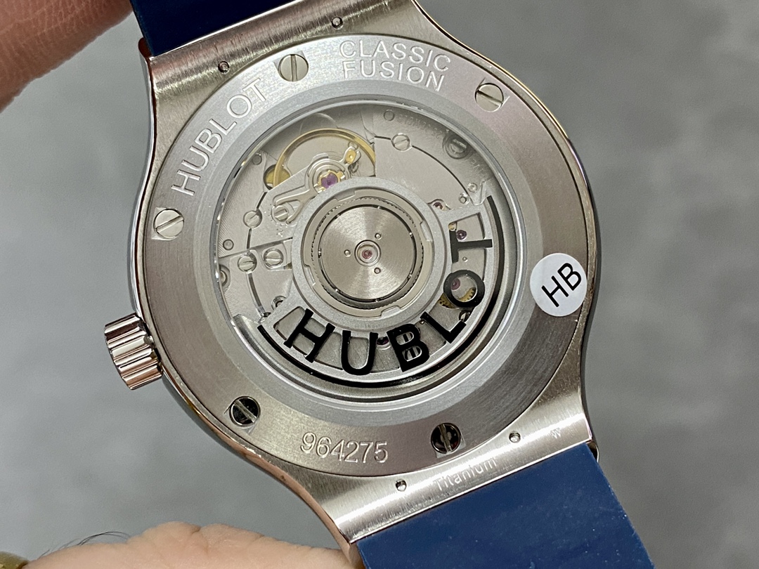 565.NX.7170.RX.1204 Hublot Classic Fusion Titanium Blue Diamonds-fasswatch