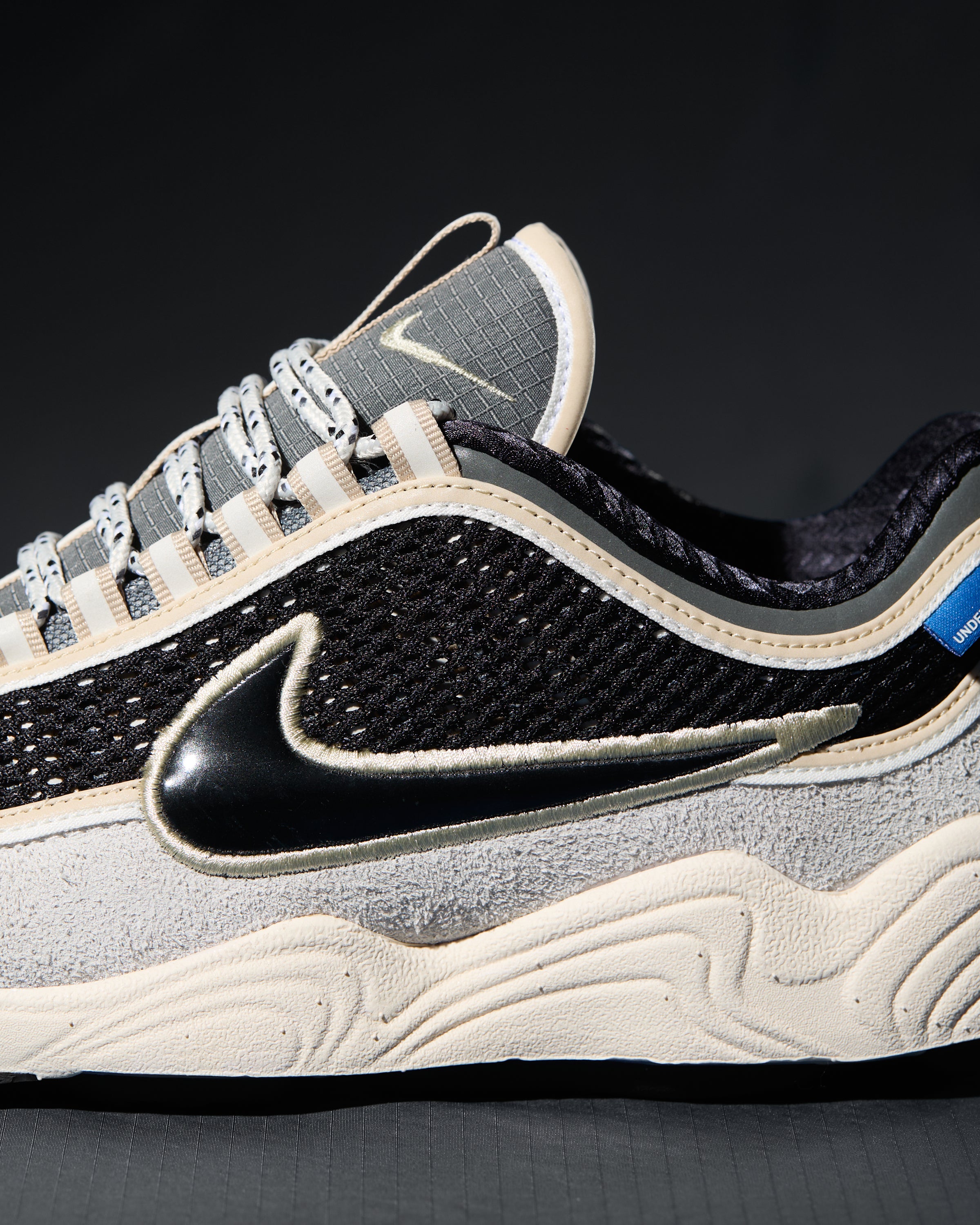 UNDEFEATED X NIKE AIR ZOOM SPIRIDON - PHANTOM/ BLACK