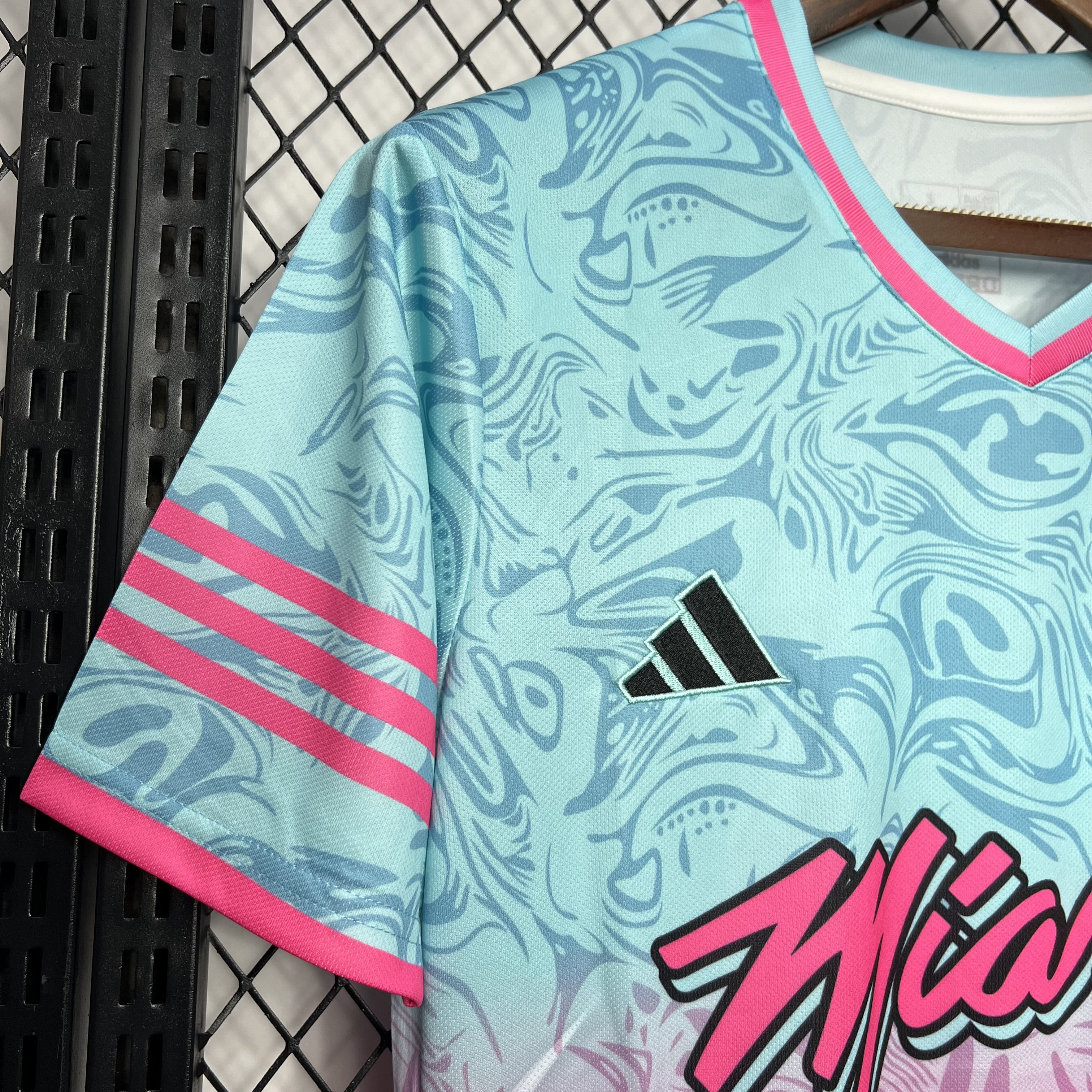 Higojerseys-INT M.A.M 24-25 Pink & Green Special Edition Jersey - Fans Version
