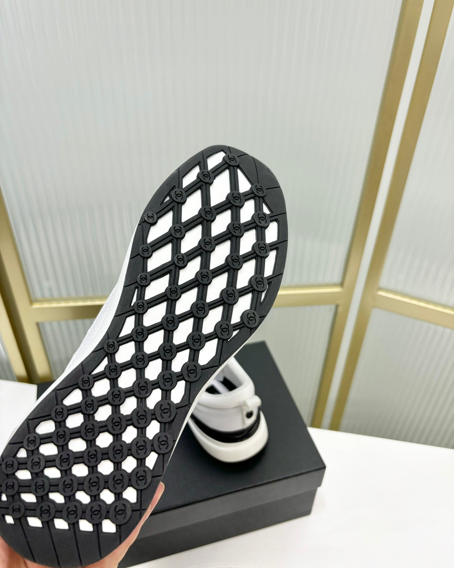 SNEAKER IN WHITE SUEDE AND BREATHABLE MESH、mysite、Cacoeks