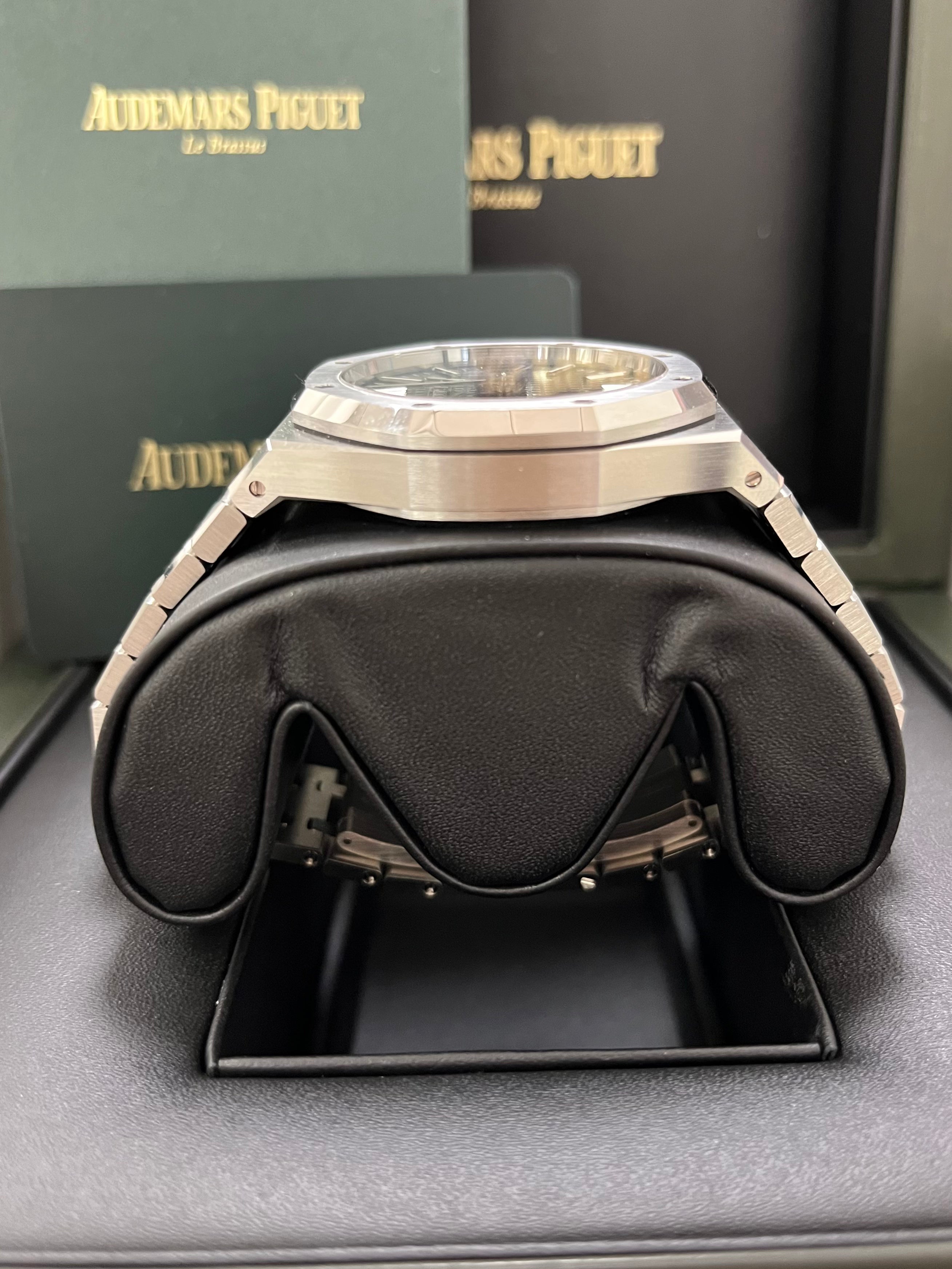 Watch 3