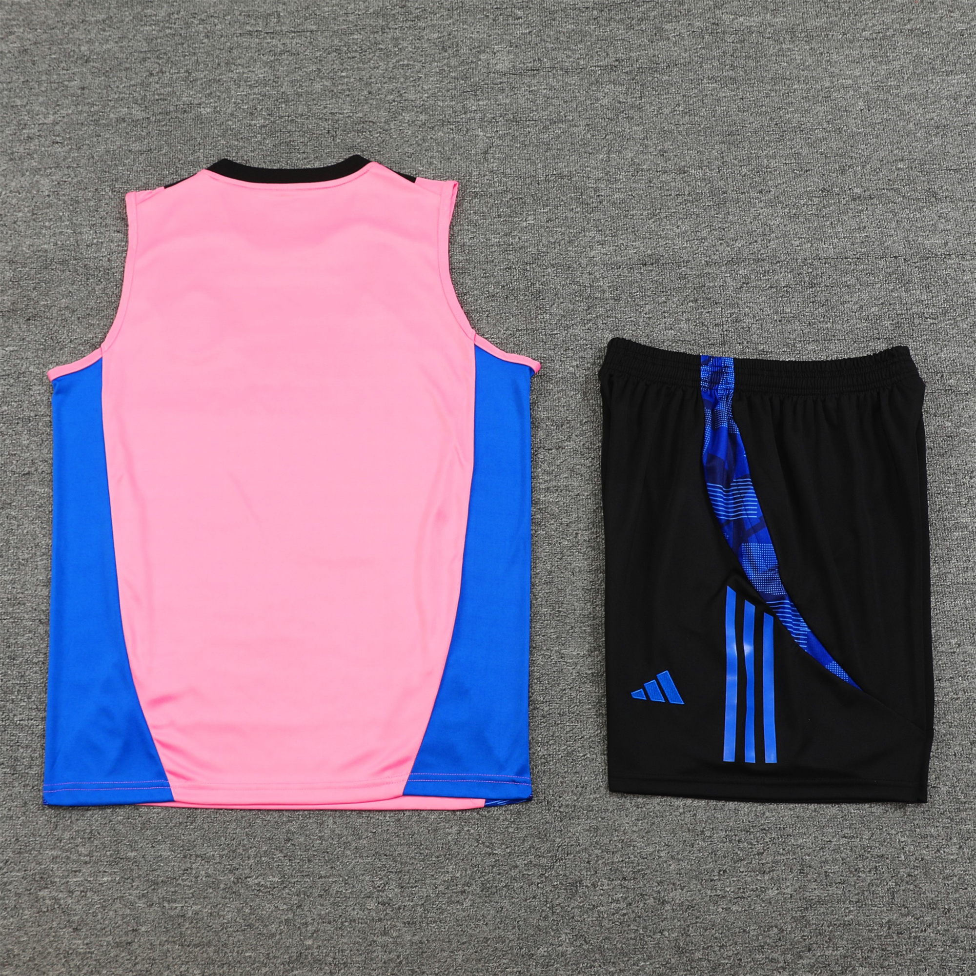 Higojerseys-Manchester United 24-25 Vest Training Set - Pink Vest & Black Shorts